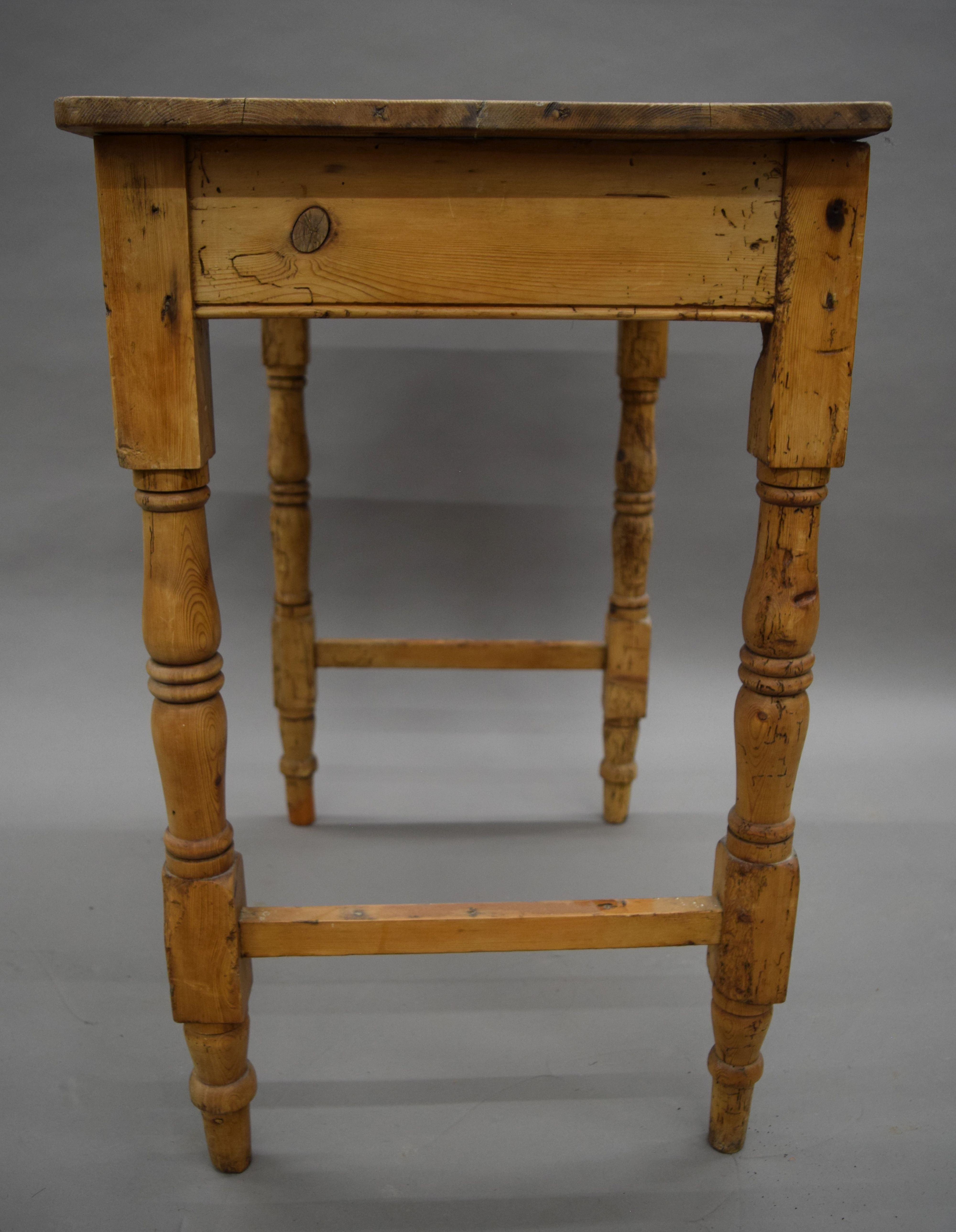 A Victorian pine side table. 68.5 cm wide. - Image 5 of 5