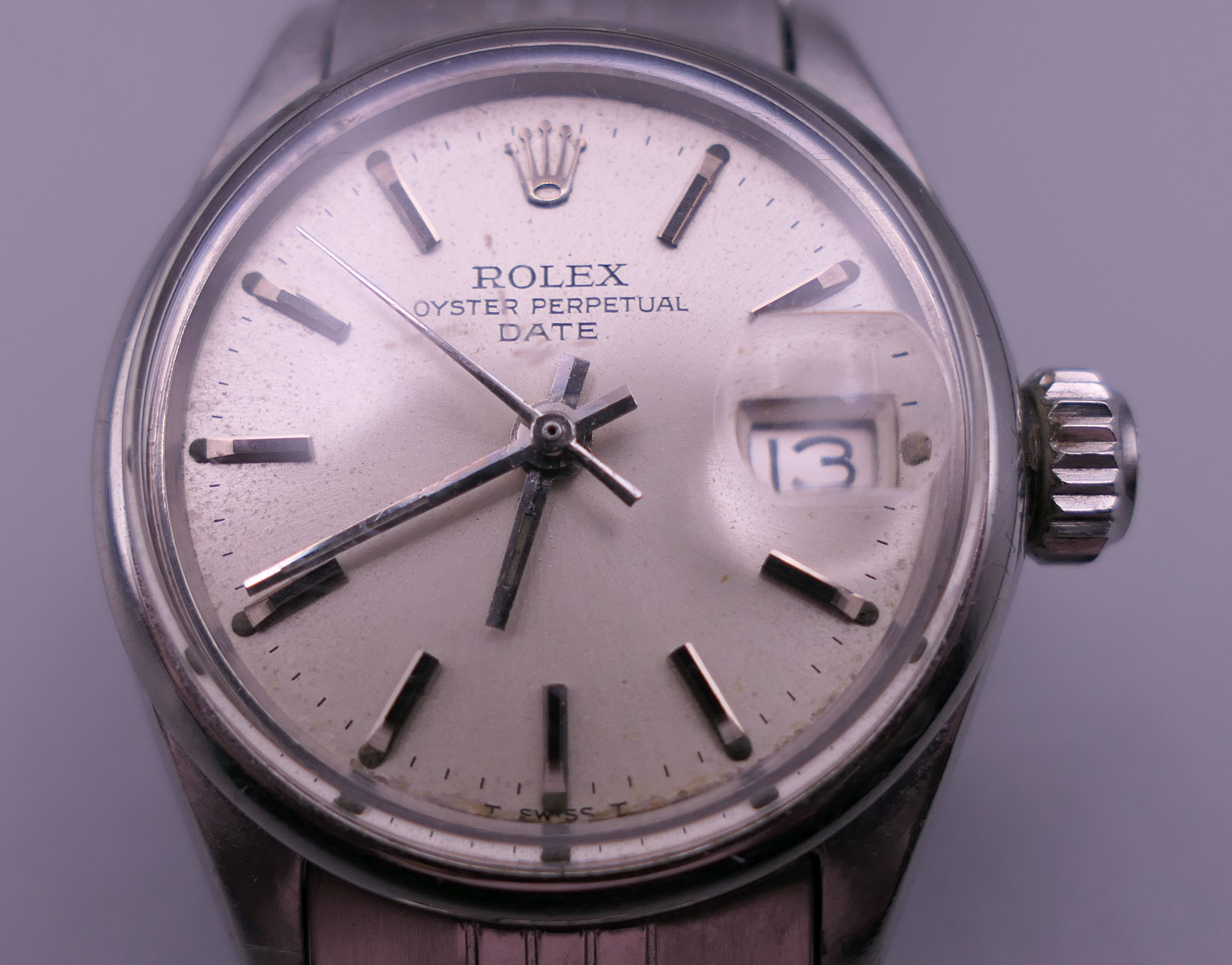 A ladies Rolex Oyster Perpetual Dated stainless steel wristwatch. 2.75 cm wide. - Image 2 of 14