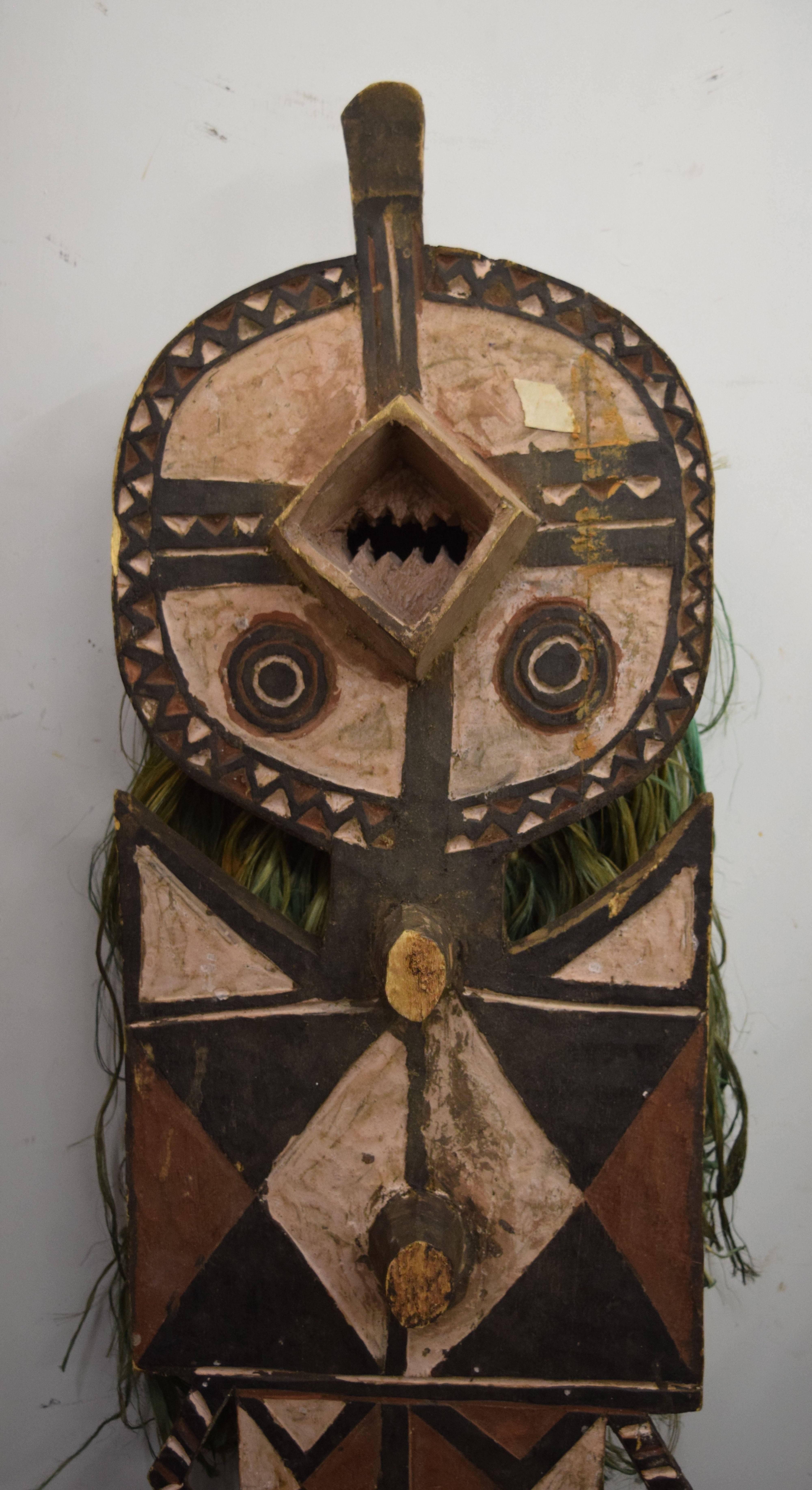 A large African tribal mask, possibly Burkina Faso. 149 cm high. - Image 2 of 3