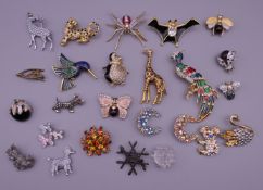 A quantity of various animal brooches, etc.