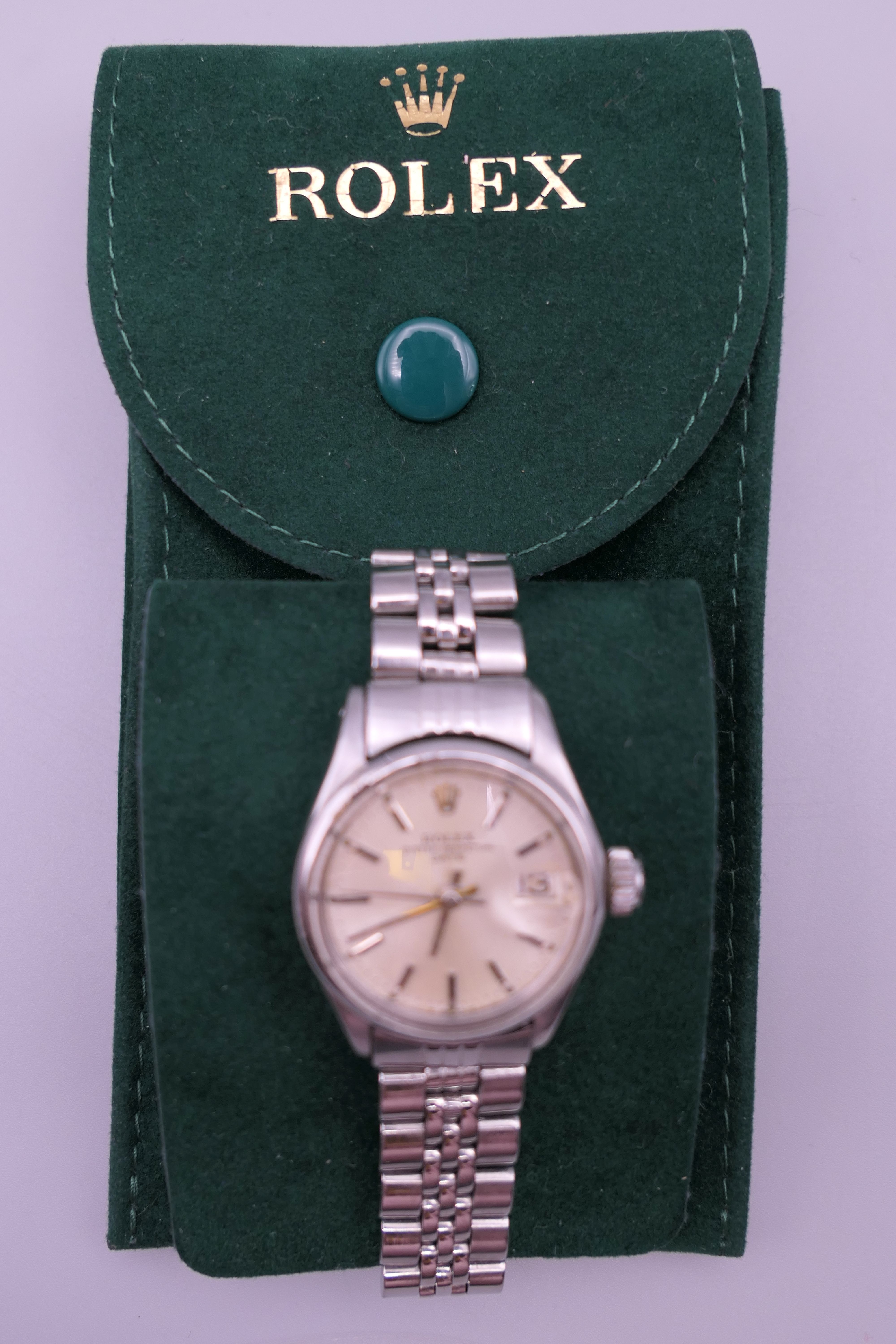 A ladies Rolex Oyster Perpetual Dated stainless steel wristwatch. 2.75 cm wide. - Image 13 of 14
