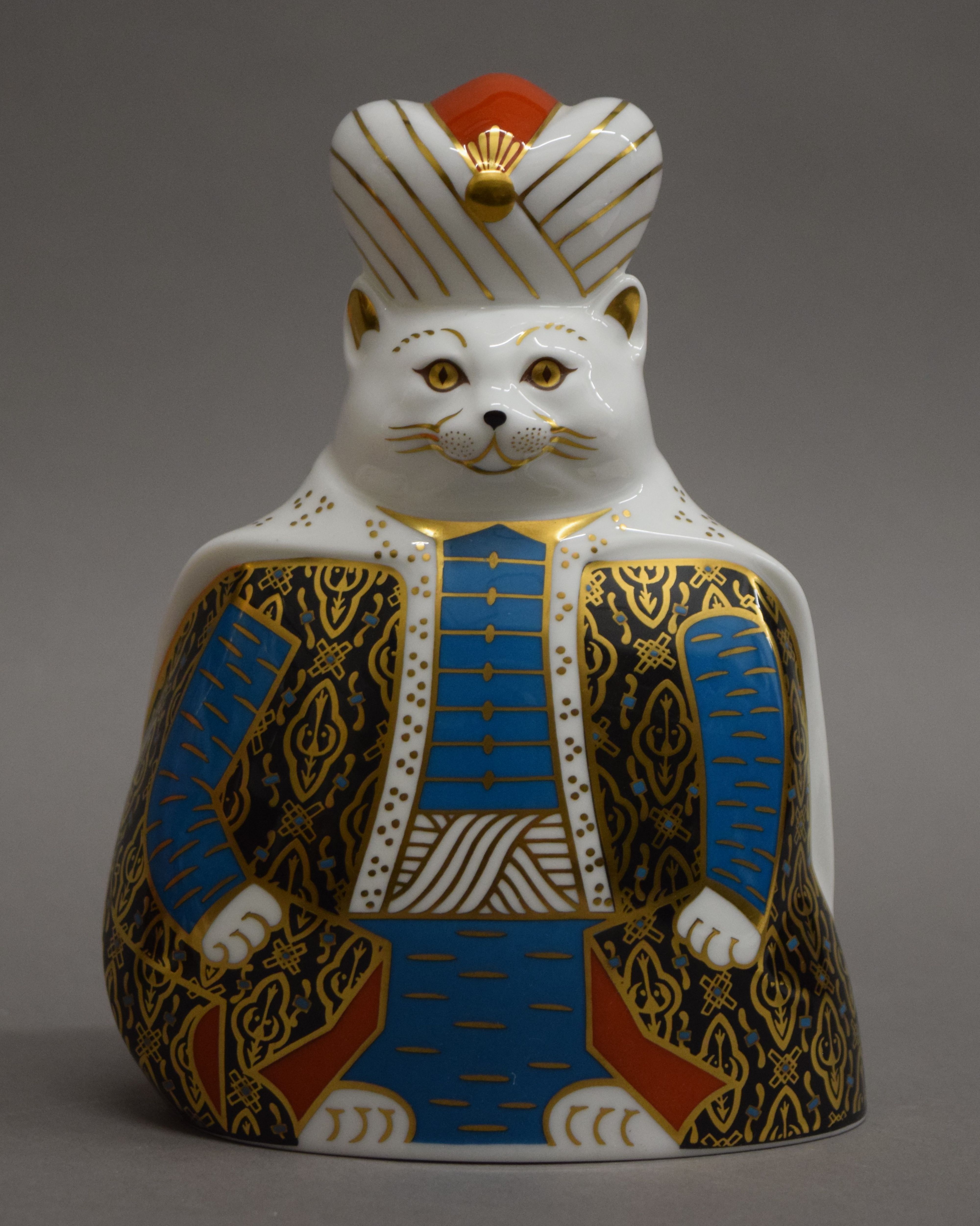 Eight Royal Crown Derby Royal cat paperweights. The largest 22 cm high. - Image 4 of 4