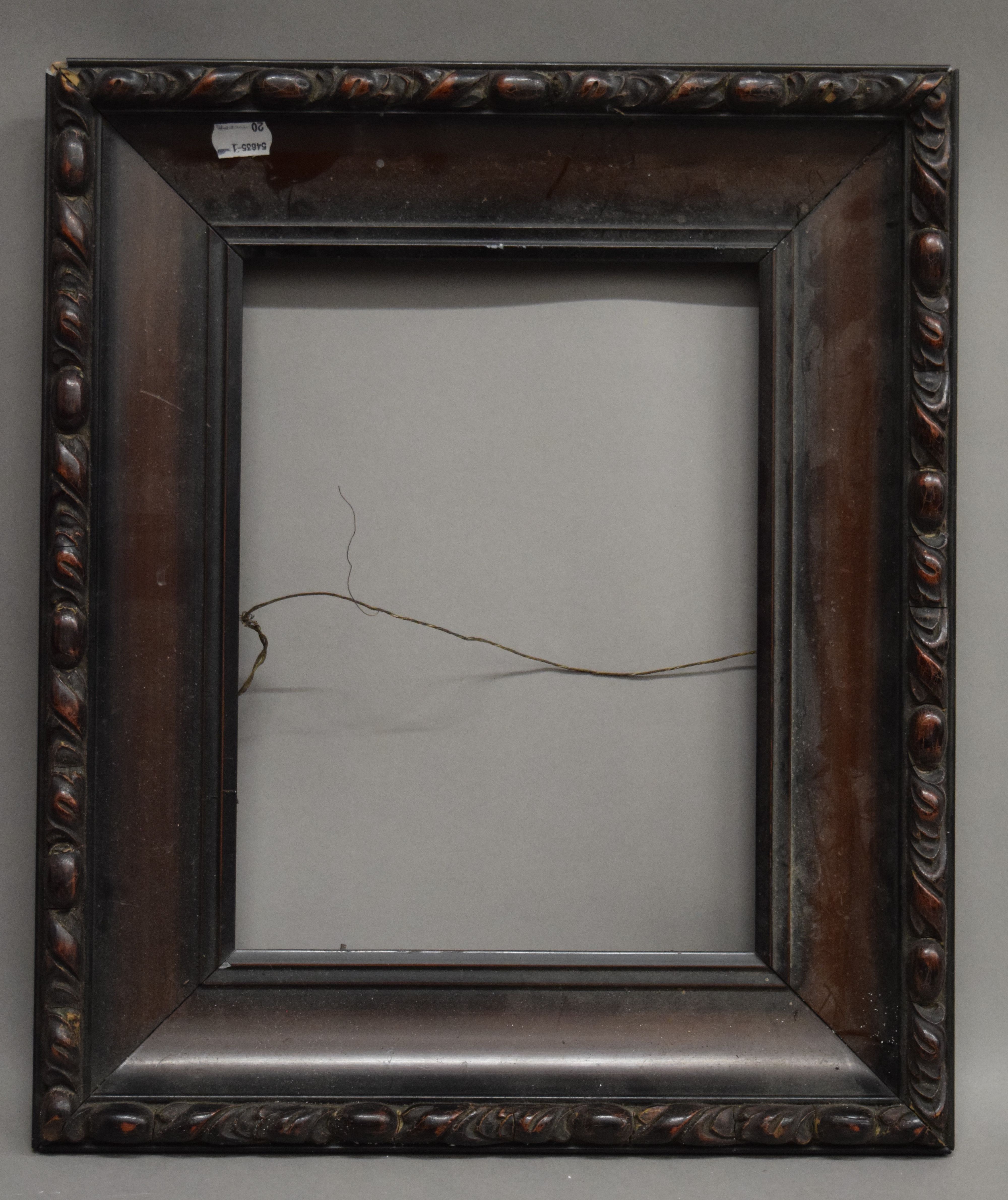 A framed floral watercolour, a frame and a mirror. - Bild 4 aus 6
