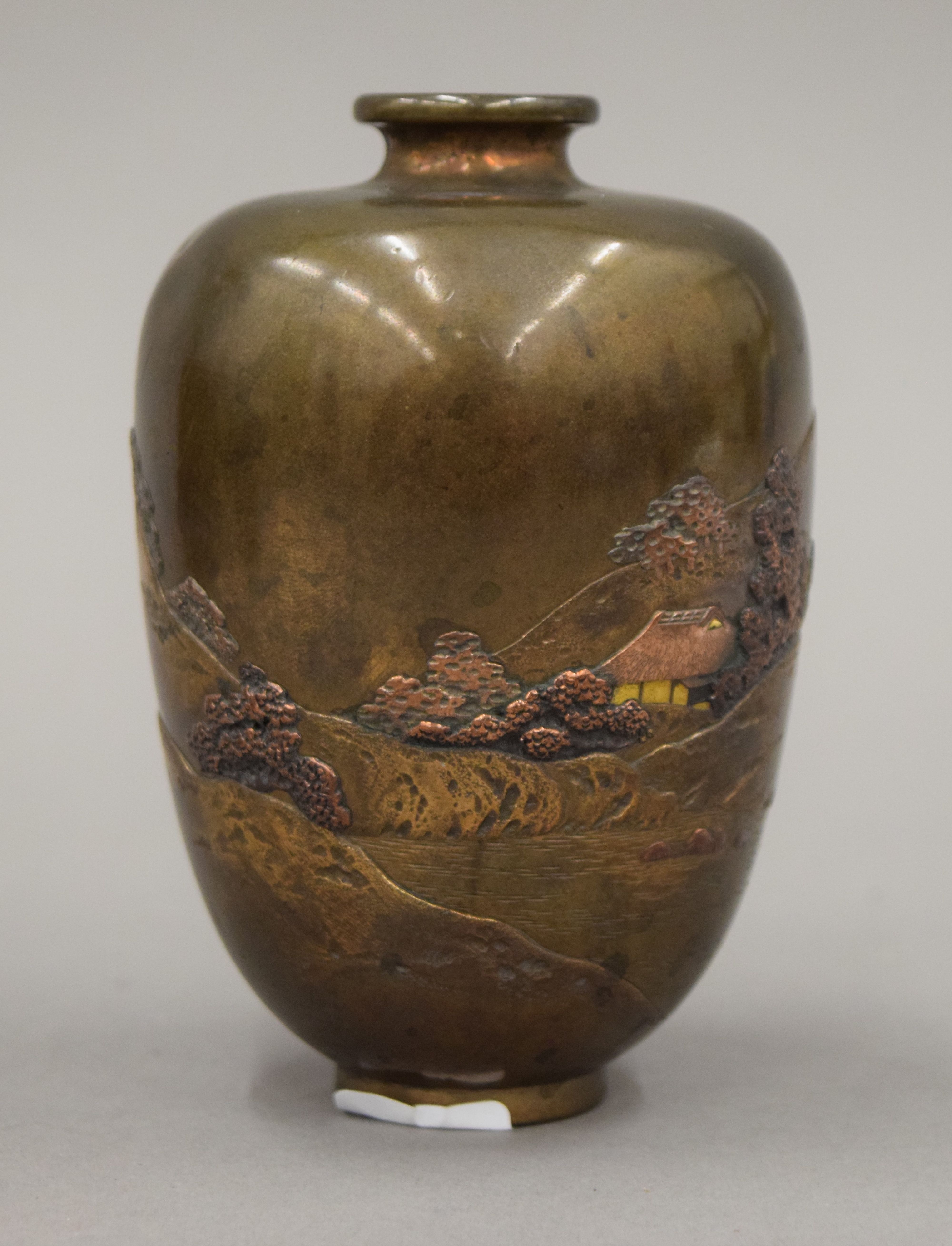 A Meiji Period Japanese gold inlaid bronze vase. 11 cm high. - Image 2 of 4