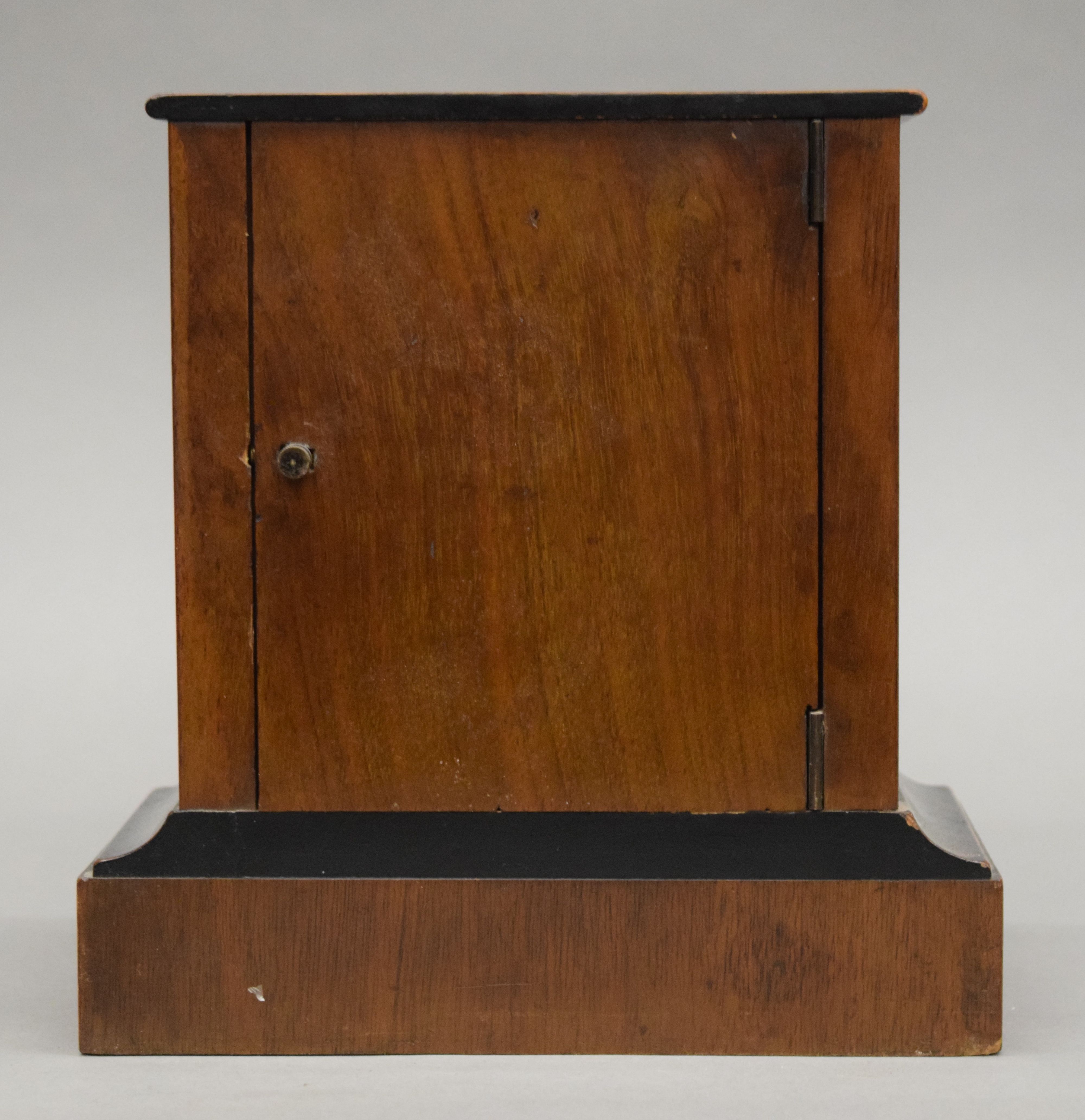 A Victorian walnut mantle clock. 20 cm high. - Image 4 of 5