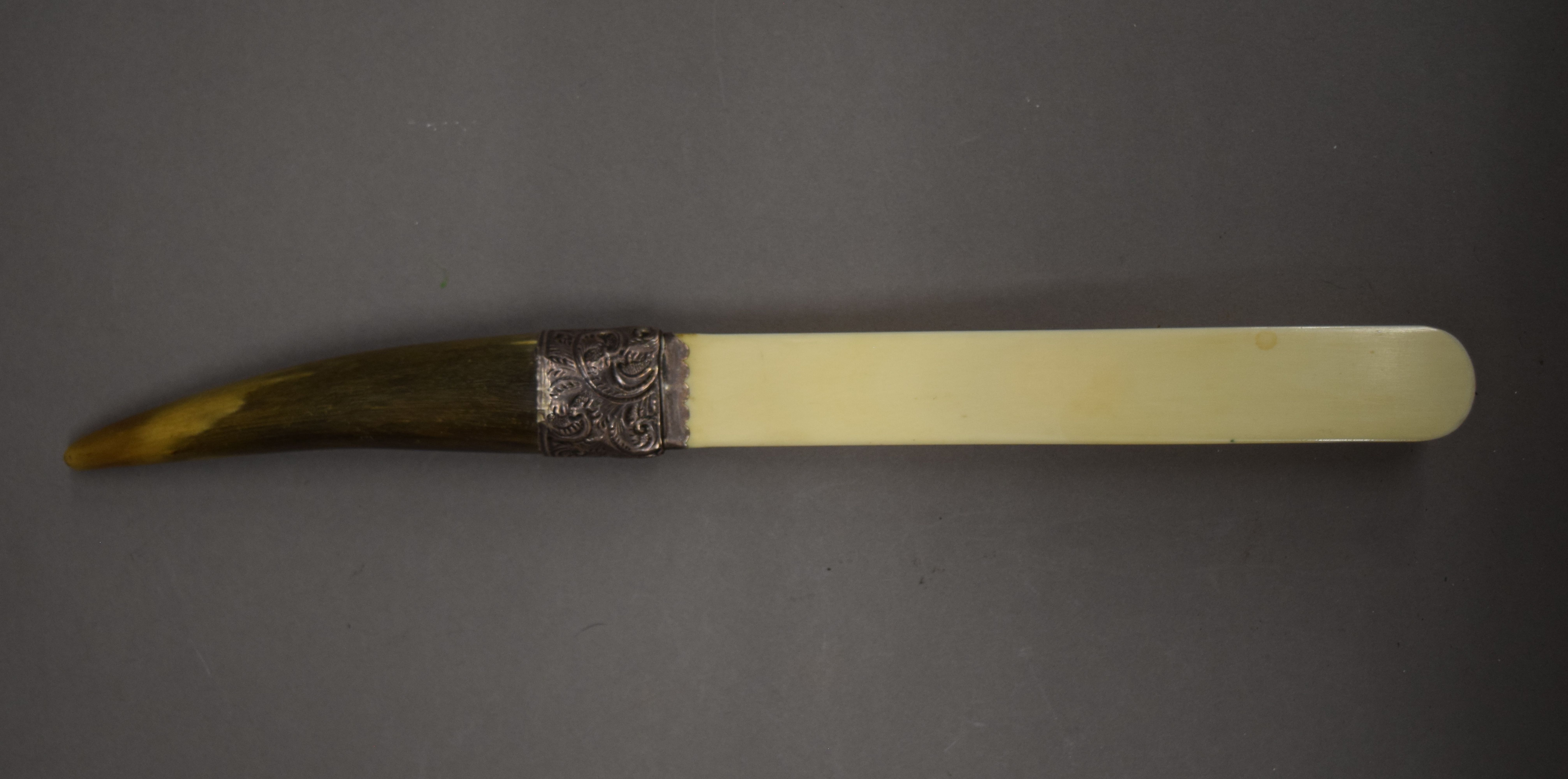 A Victorian horn handled page turner and another. The former 31.5 cm long. - Image 2 of 6
