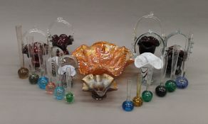 A quantity of miscellaneous glassware.