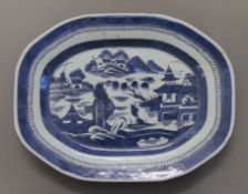A Chinese Export blue and white porcelain plate. 34 cm wide.