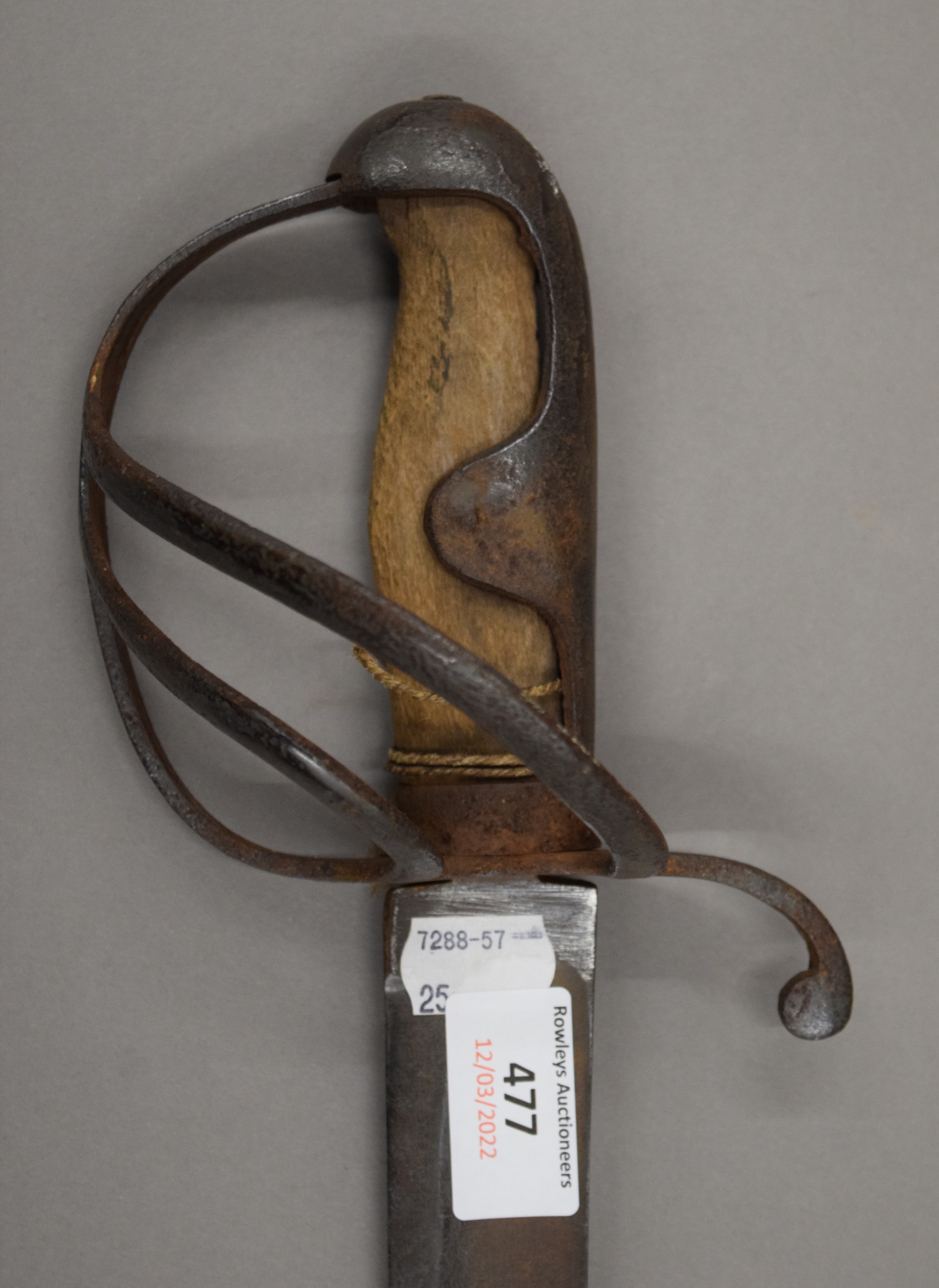 A 19th century Cavalry sabre. 93 cm long. - Image 3 of 3