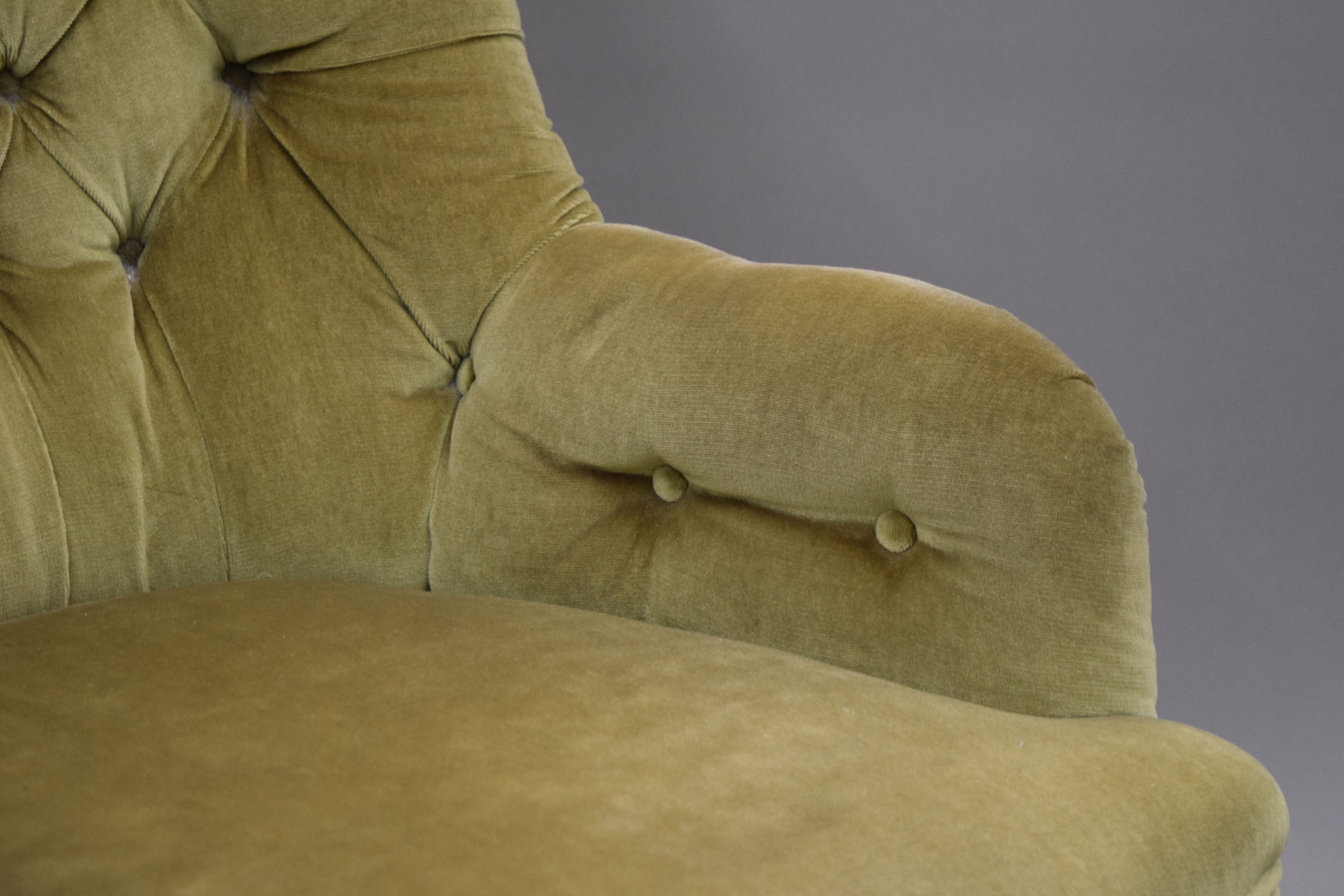 A Victorian upholstered button back arm chair. 65 cm wide. - Image 4 of 7
