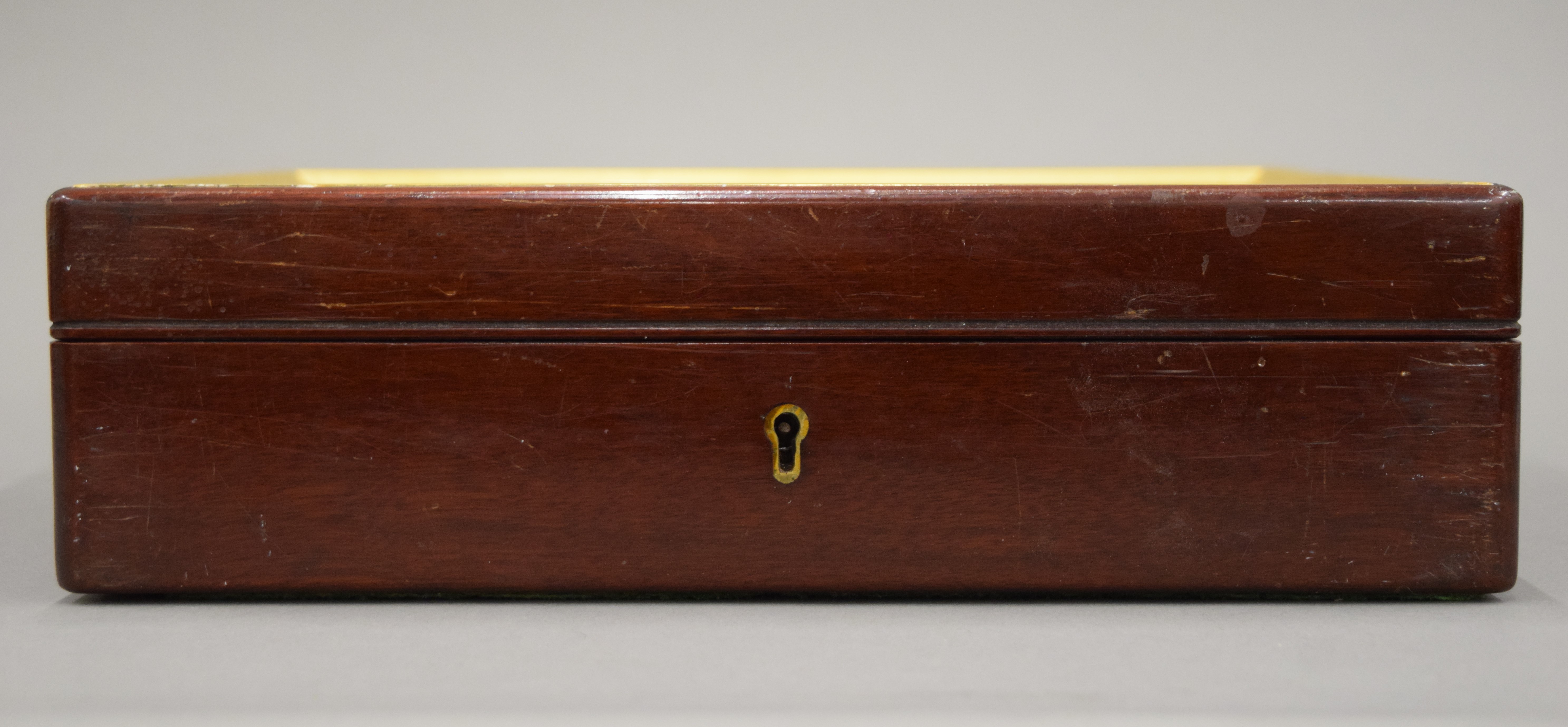 A Victorian glazed mahogany table top display case. 27 cm wide. - Image 2 of 5