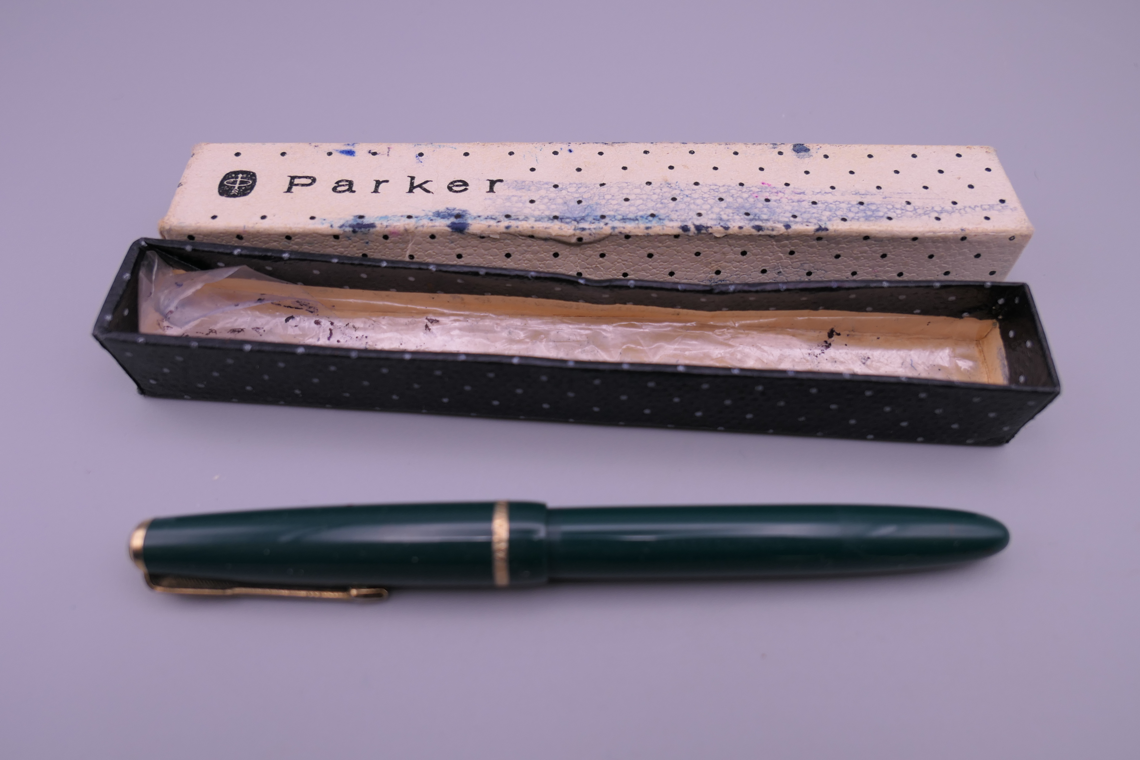 A collection of pens (mostly Parker, one ' The Swan' pen by Mabie Todd & Co), - Image 7 of 9