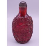 A Chinese snuff bottle. 8.5 cm high.