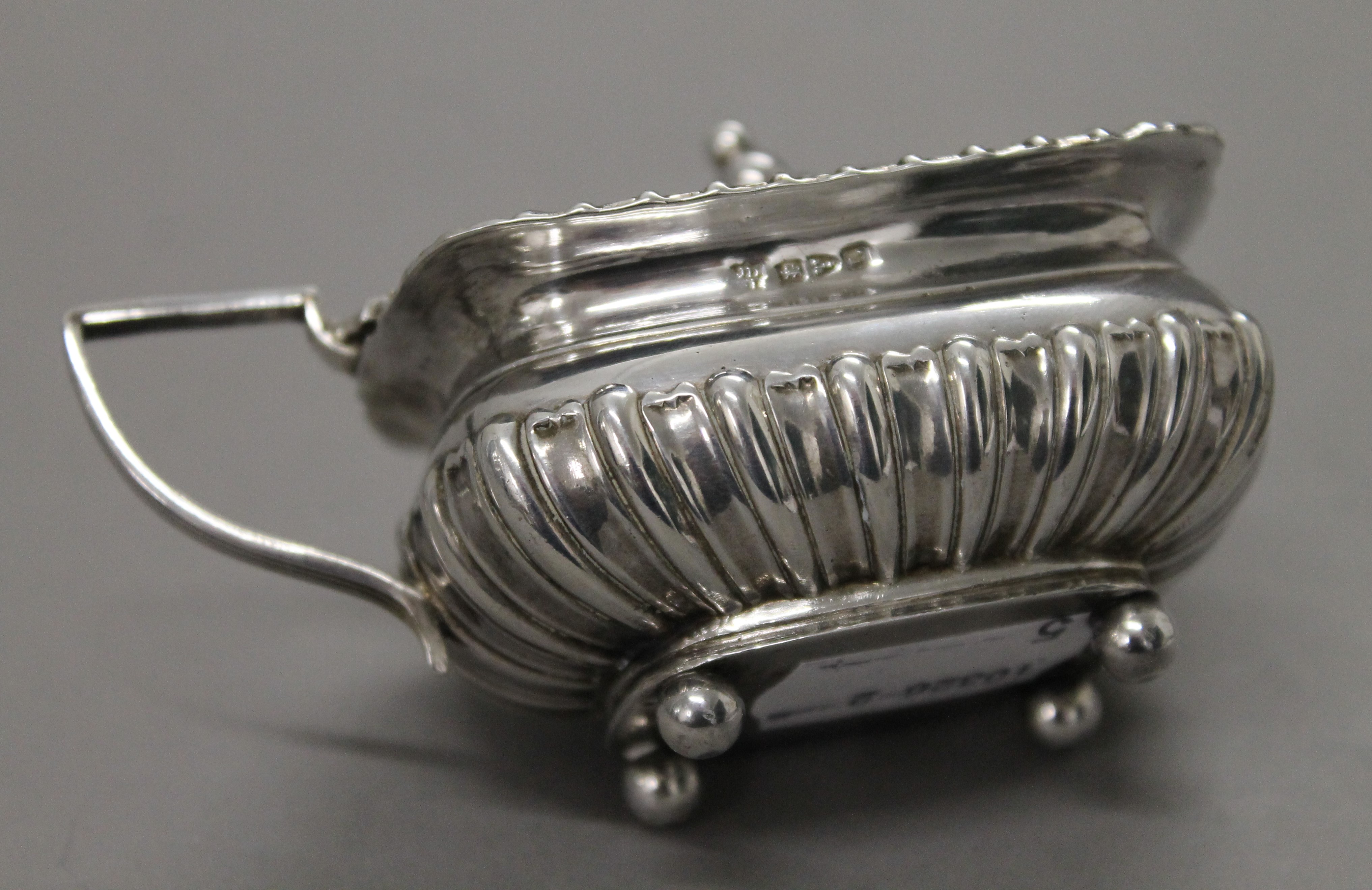 Two silver mustard pots. 89.6 grammes. - Image 5 of 8