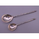 Two Russian silver spoons. The largest 17 cm long. 62.8 grammes.