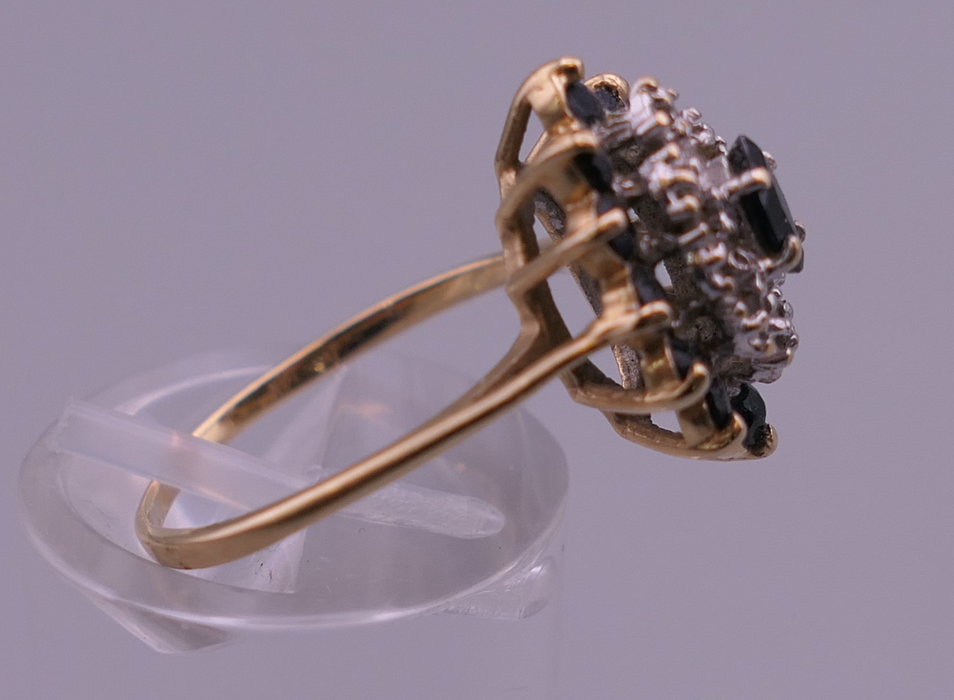 A 14 K gold diamond and sapphire ring. Ring size M/N. 2.8 grammes total weight. - Image 2 of 6