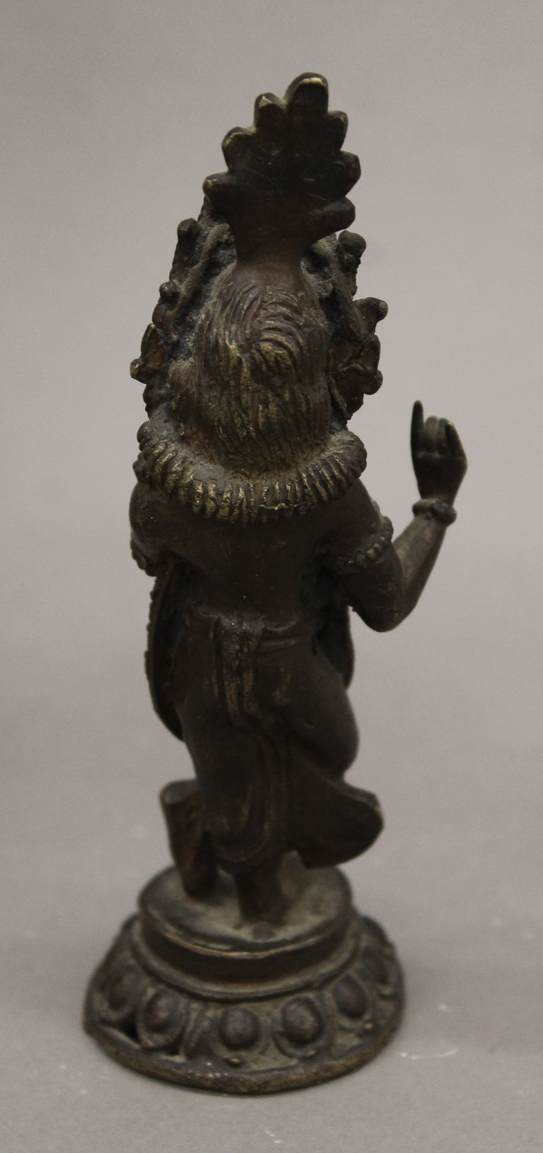 Two Indian bronze deities. The largest 35 cm high. - Image 4 of 9