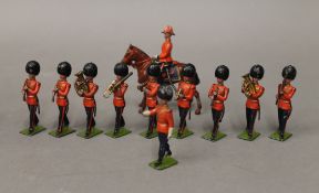 A set of lead Queens Guards bandmen (11 pieces).