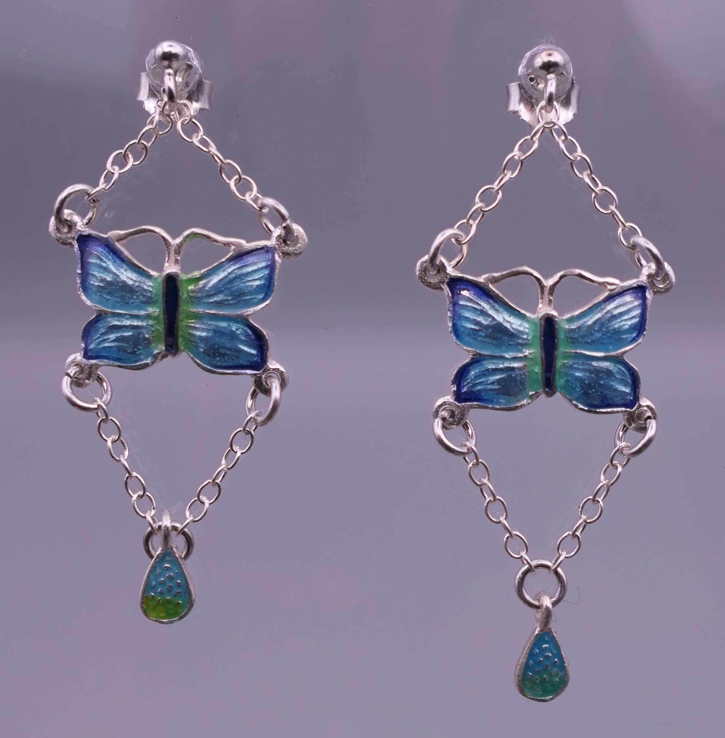 A pair of silver and enamel butterfly earrings. 4 cm high. - Image 3 of 4