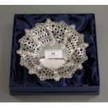 A pierced silver bon-bon dish. 15.5 cm diameter. 122.5 grammes.