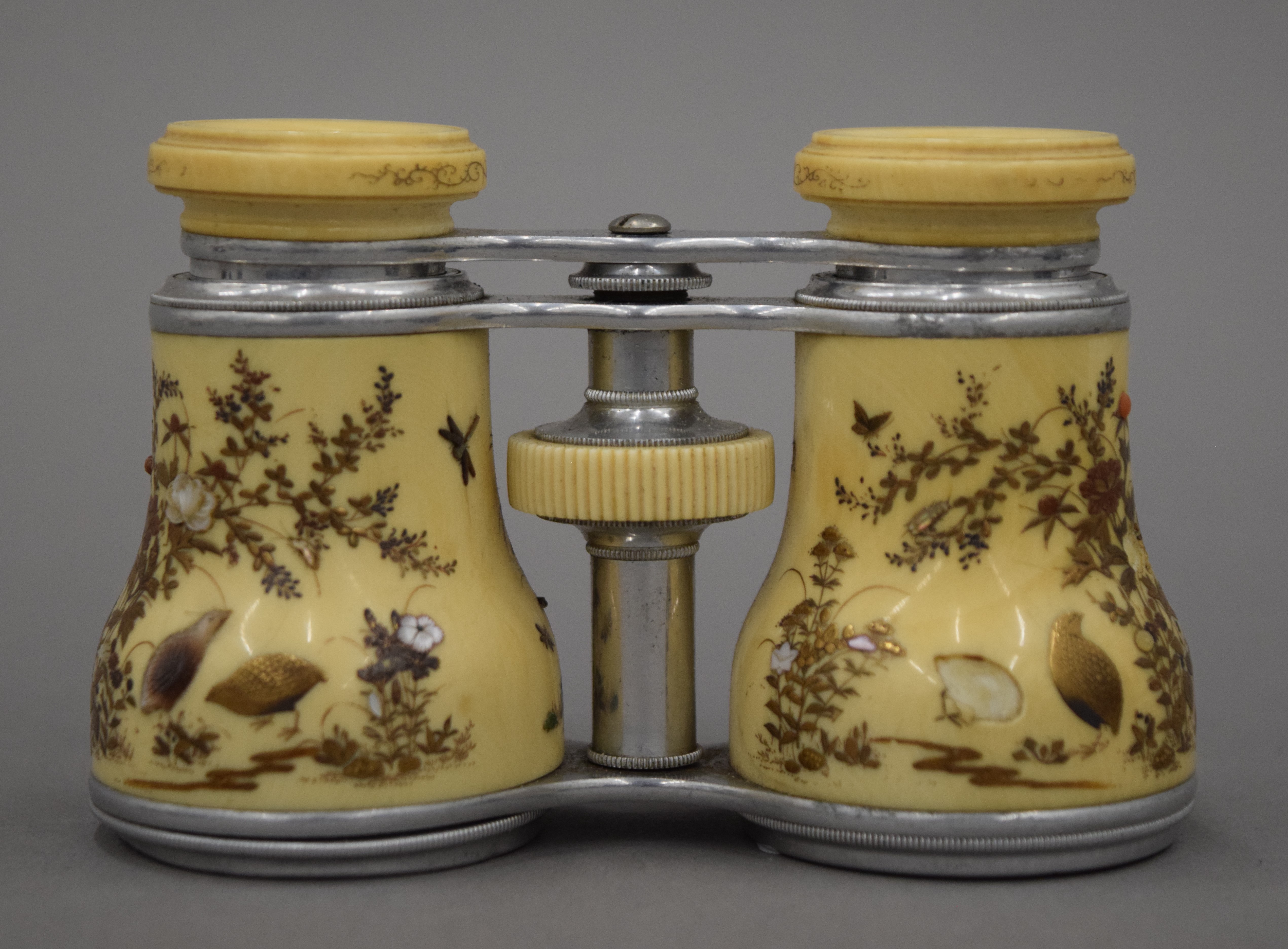 A cased pair of Victorian shibayama opera glasses. - Image 2 of 34