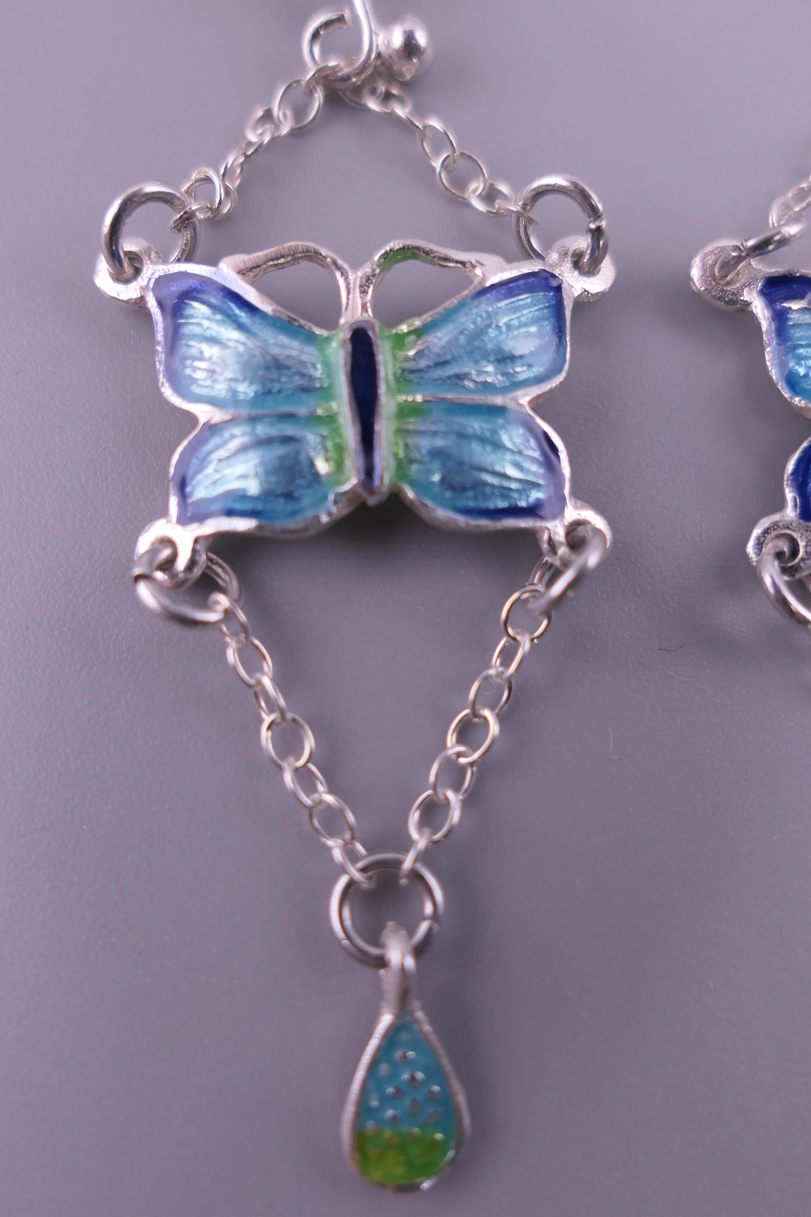 A pair of silver and enamel butterfly earrings. 4 cm high. - Image 2 of 4