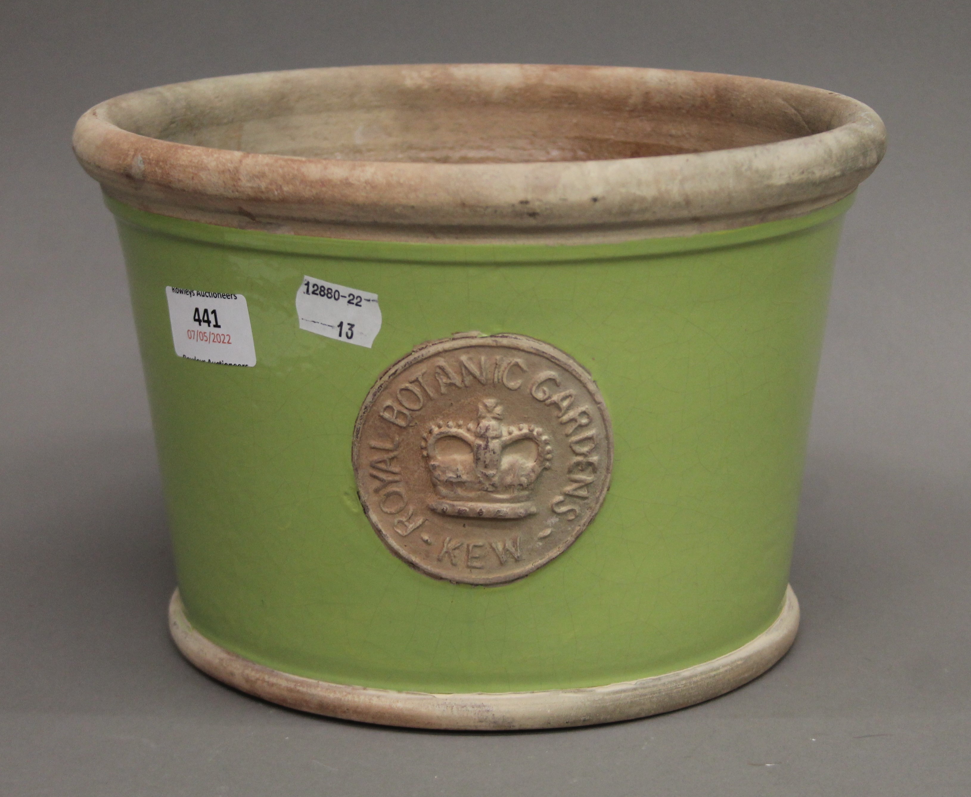 Two pottery planters. The largest 17 cm high. - Image 2 of 7