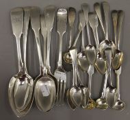 A quantity of Georgian and Victorian silver flatware. 22.6 troy ounces.
