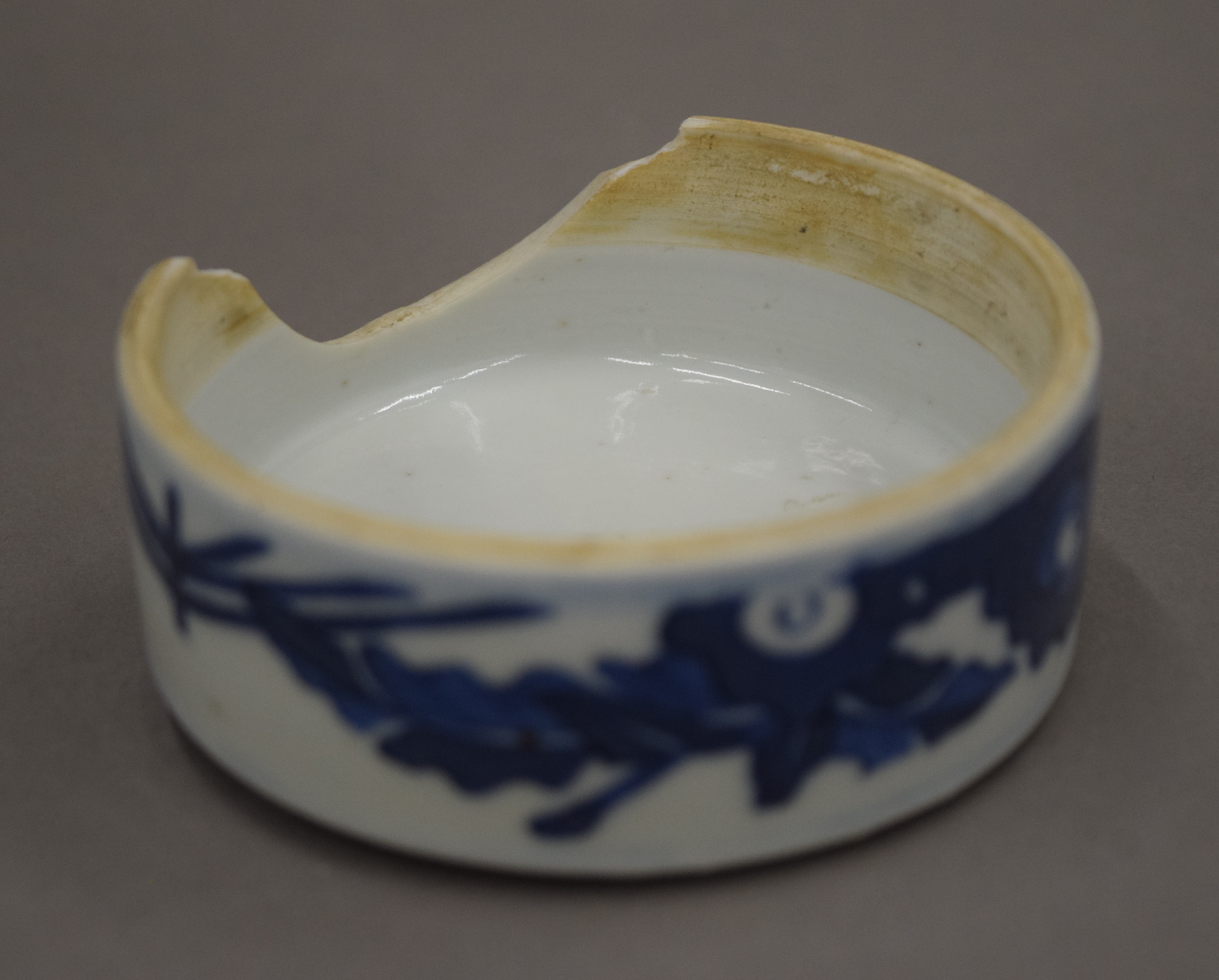 A 19th century Chinese porcelain ginger jar mounted on a wooden stand. - Image 6 of 9
