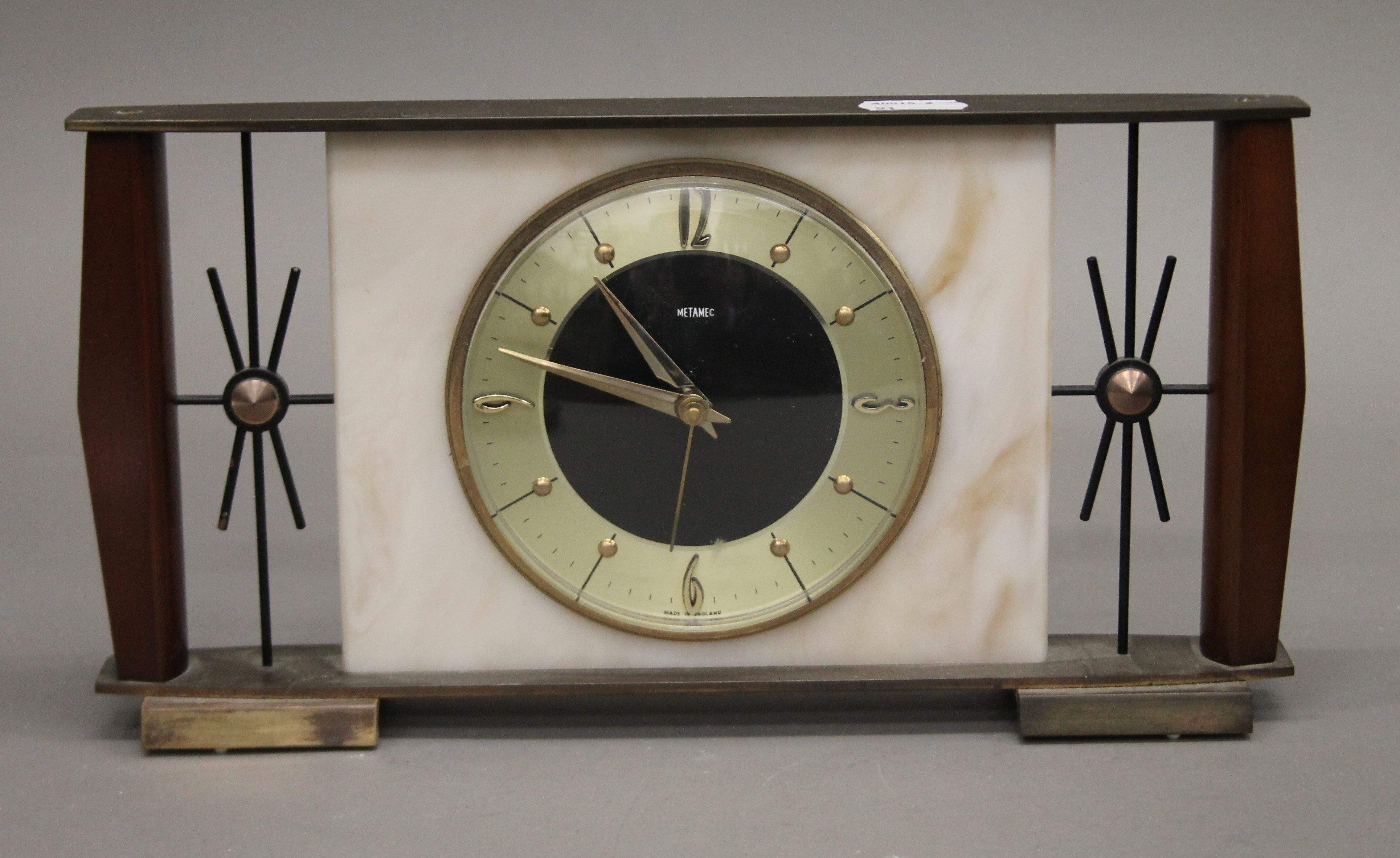 Two vintage mantel clocks. The largest 23 cm high. - Image 5 of 7