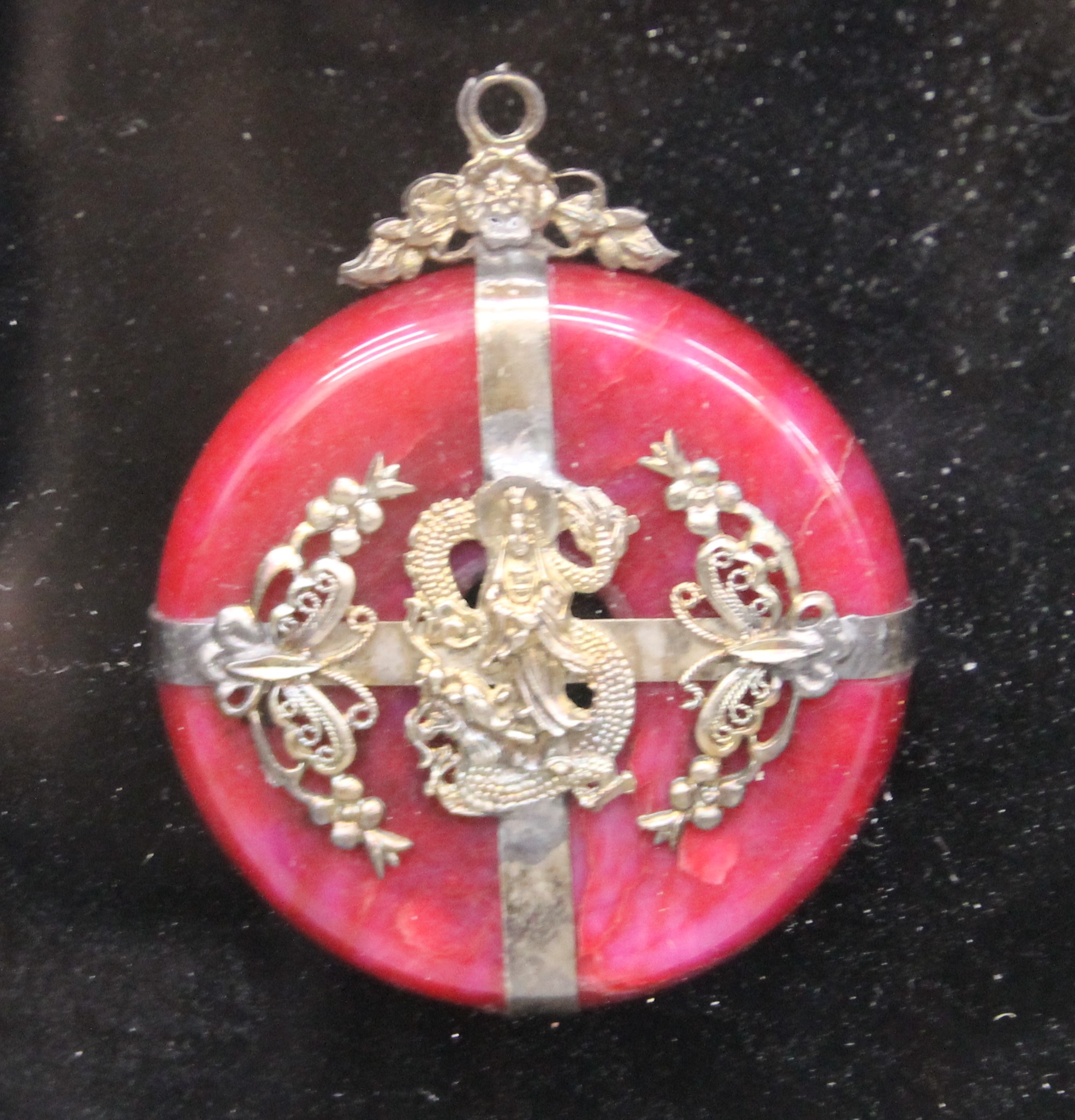 Two framed Chinese pendants. - Bild 4 aus 6