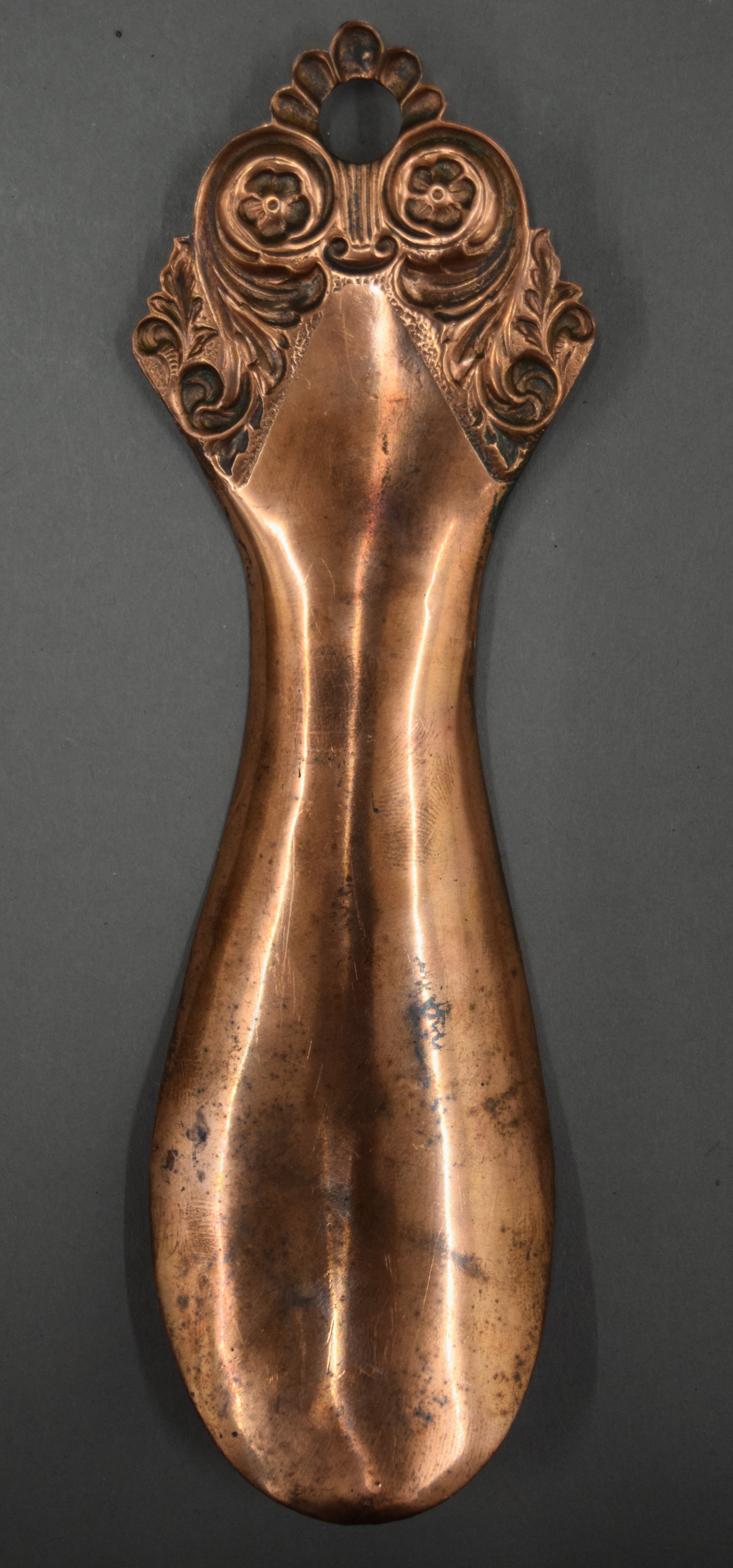 A rare shoe horn made from copper from HMS Foudroyant. 18.5 cm long. - Image 4 of 4