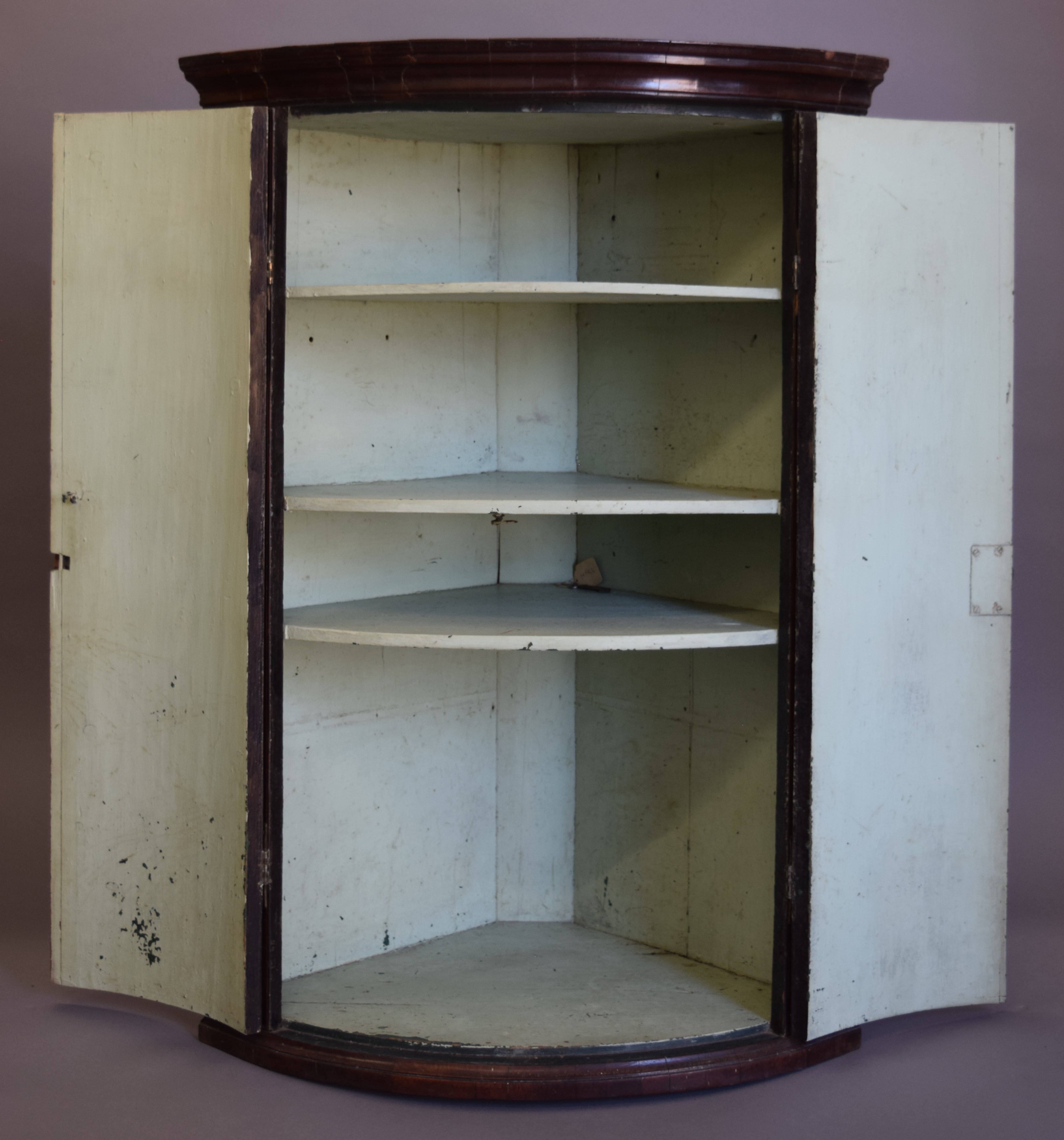 A George III mahogany corner cupboard. 71.5 cm wide. - Image 3 of 3