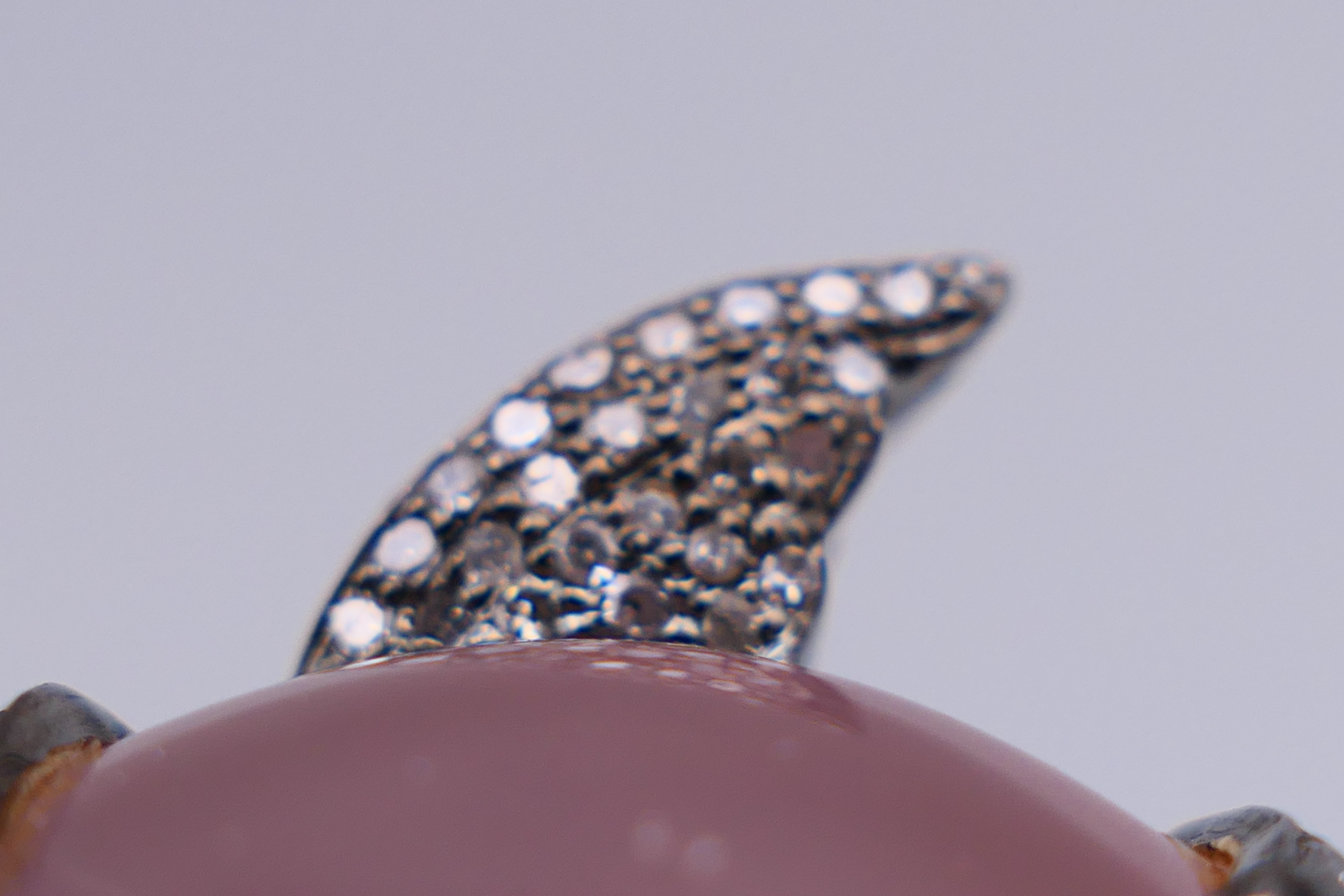 A silver, diamond and rose quartz fish form brooch. 5 cm long x 4.5 cm high. - Image 7 of 8