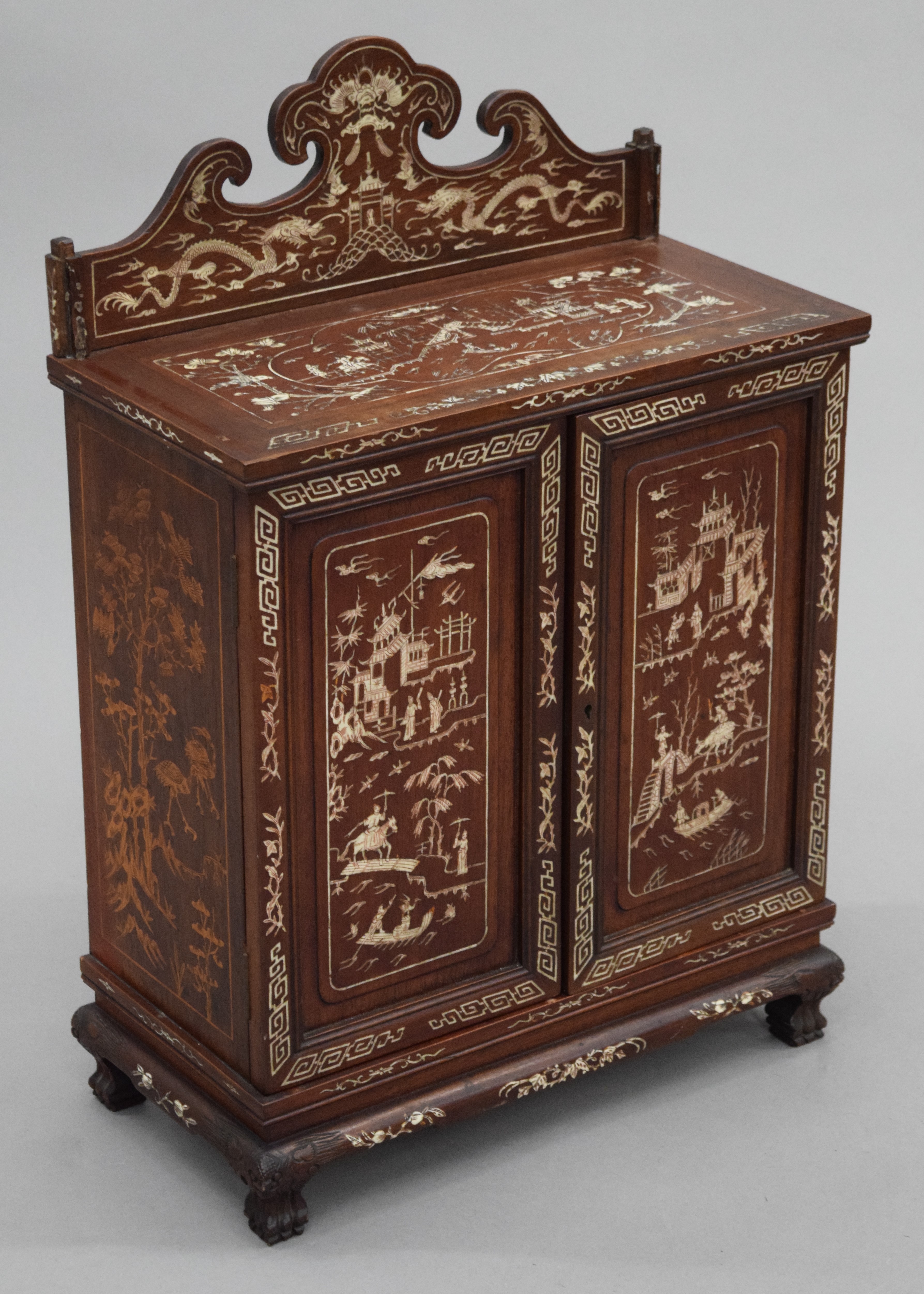 An early 20th century Chinese ivory and wooden inlaid table cabinet. 40.5 cm wide. - Image 10 of 16