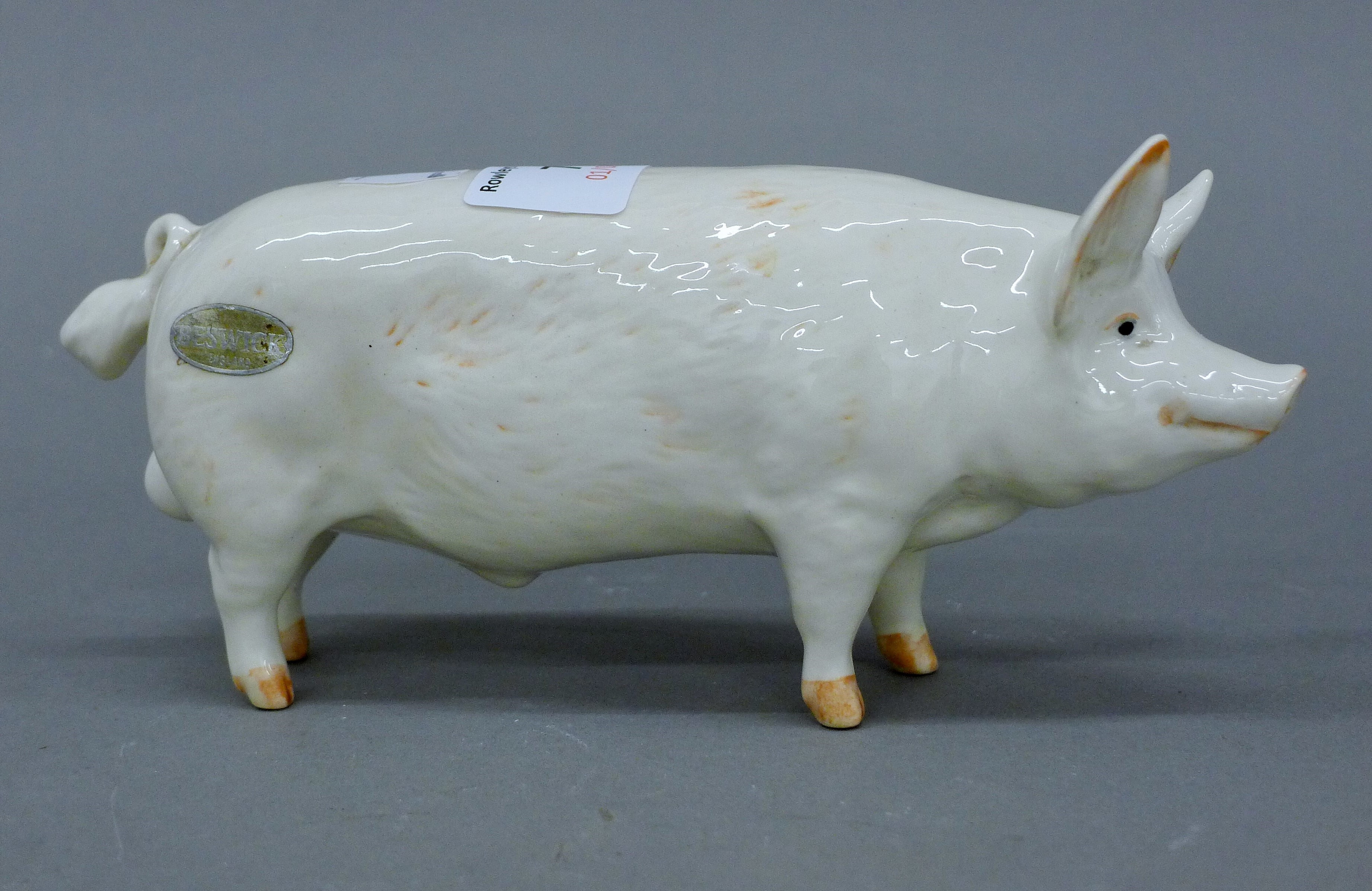 Two Beswick pigs. The largest 17 cm long. - Image 2 of 6