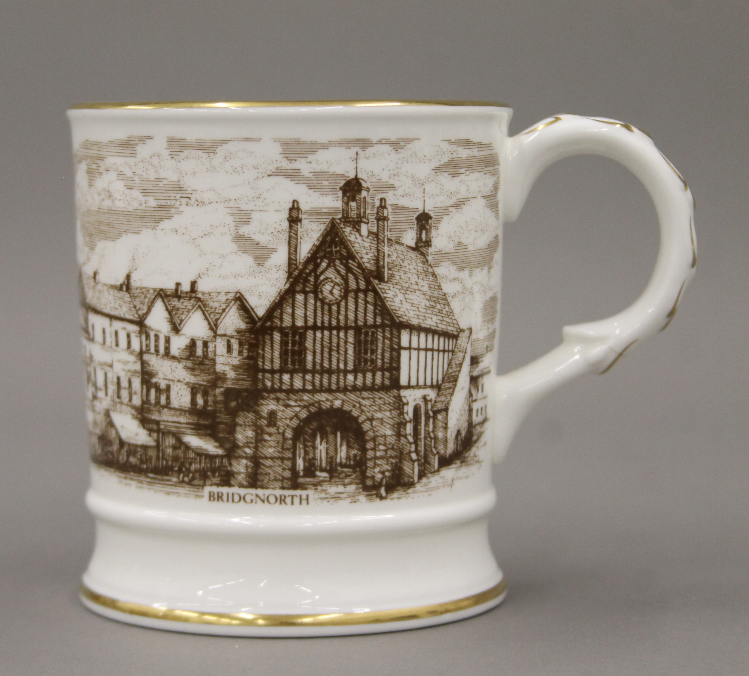 A small collection of Coalport jugs and mugs. The largest 12.5 cm high. - Image 20 of 27
