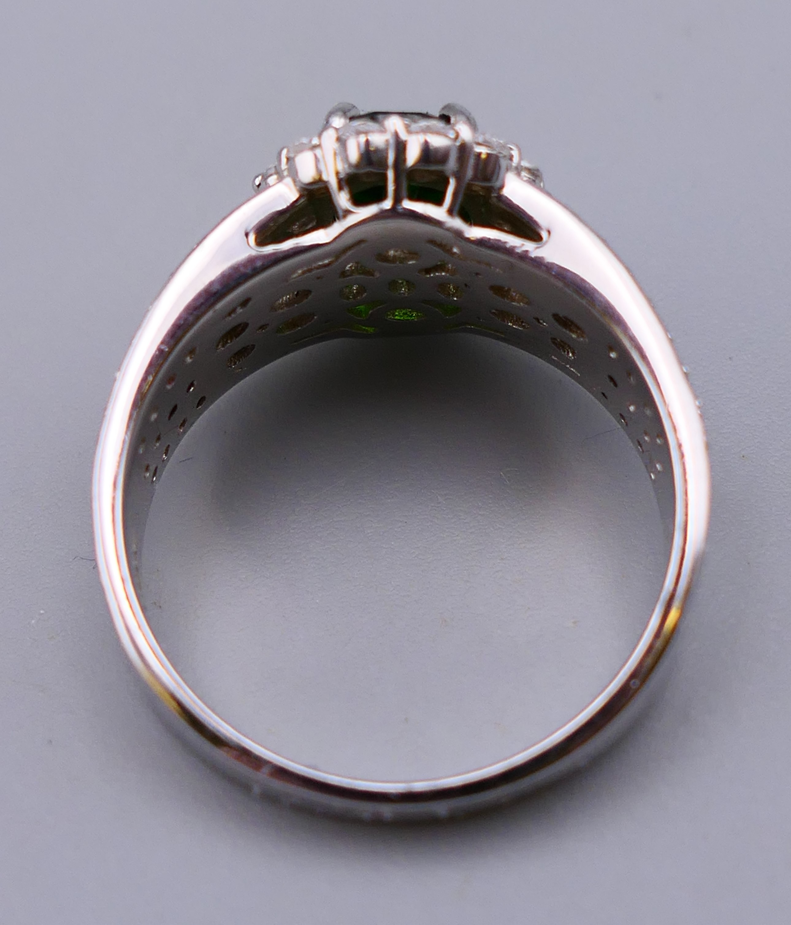 A silver dress ring. Ring size P/Q. - Image 3 of 3