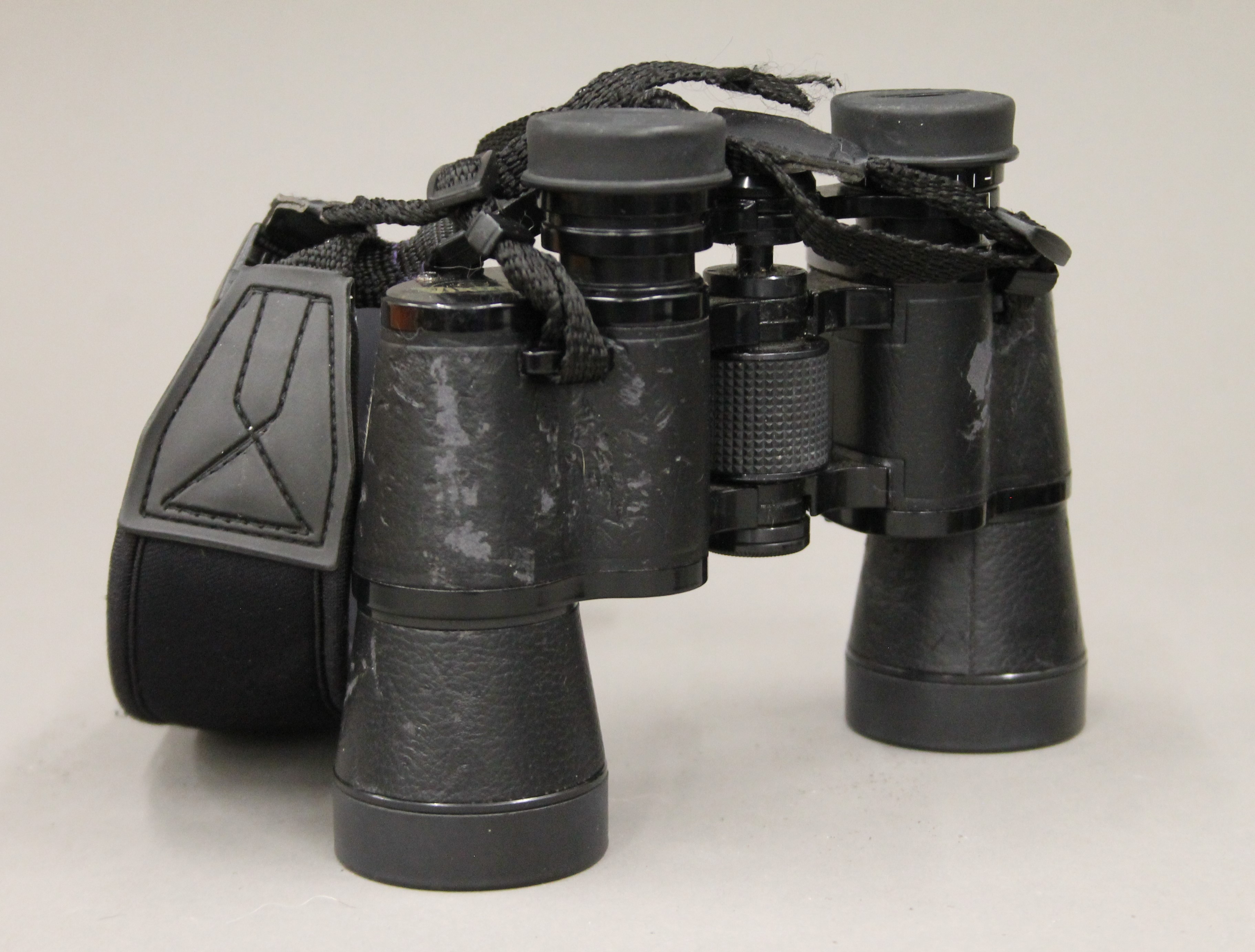 Three pairs of field binoculars. - Image 3 of 4