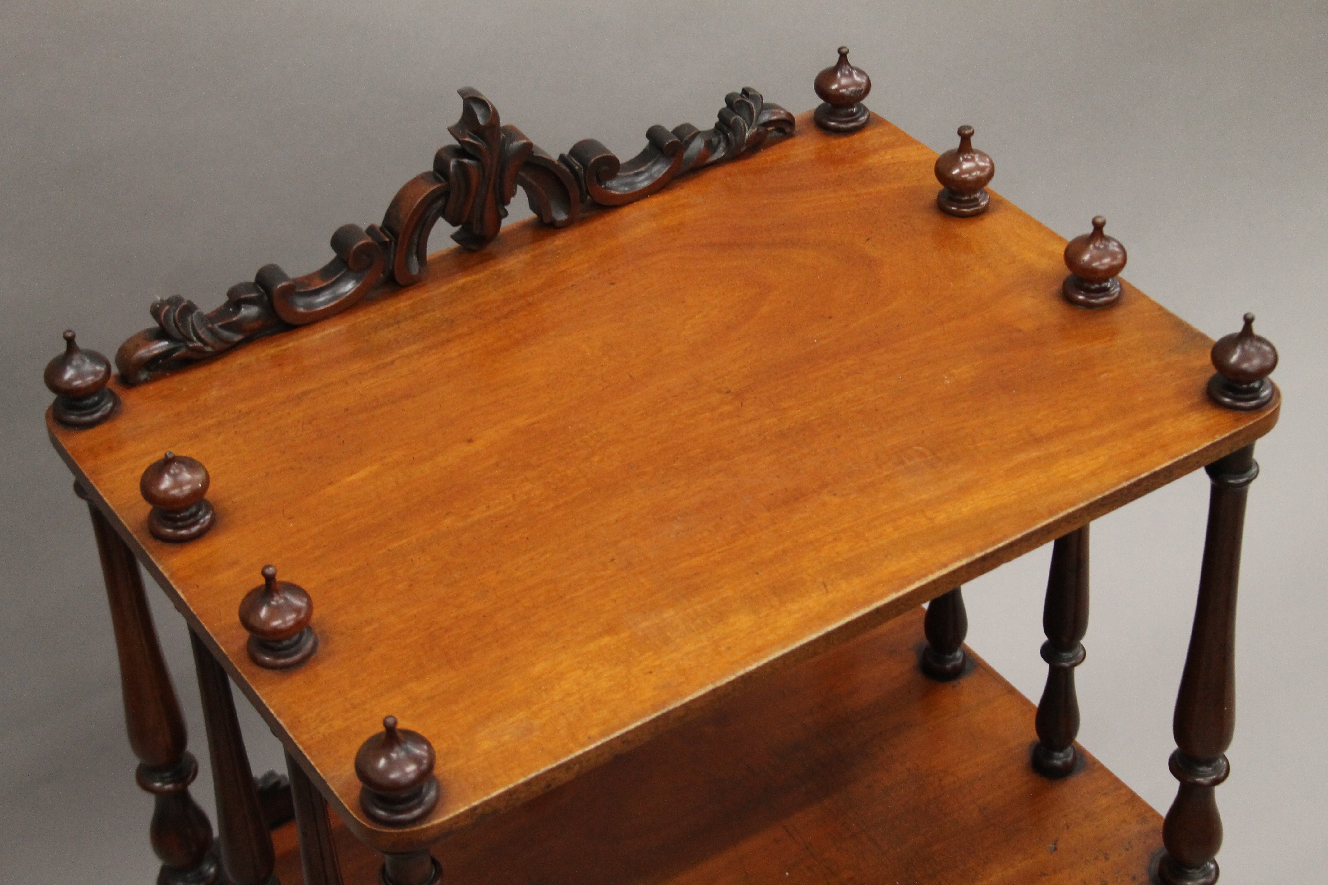 A Victorian mahogany whatnot with cellarette drawer. 102 cm high. - Image 5 of 8