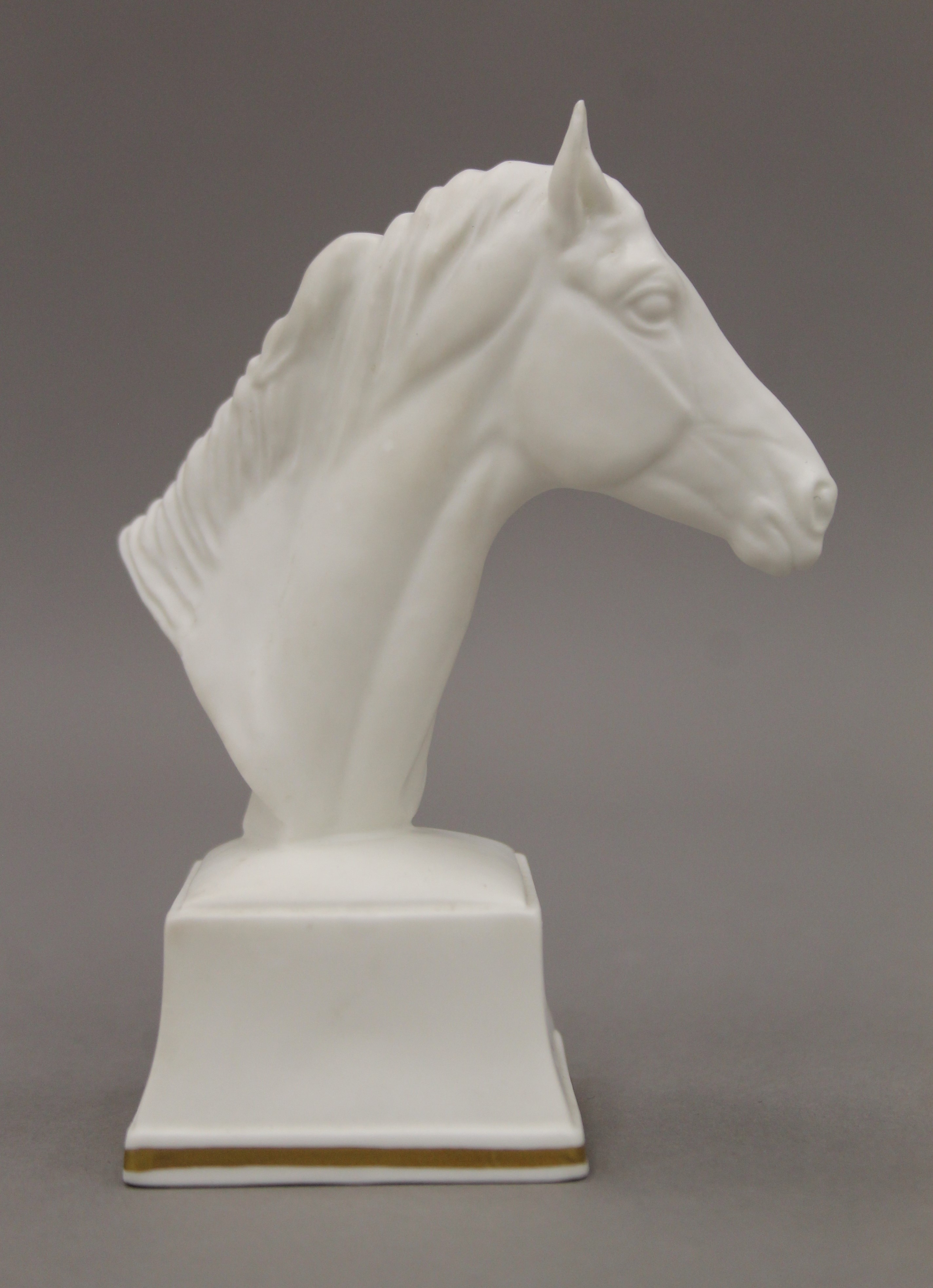 Four Royal Worcester horse busts. The largest 13 cm high. - Image 3 of 6