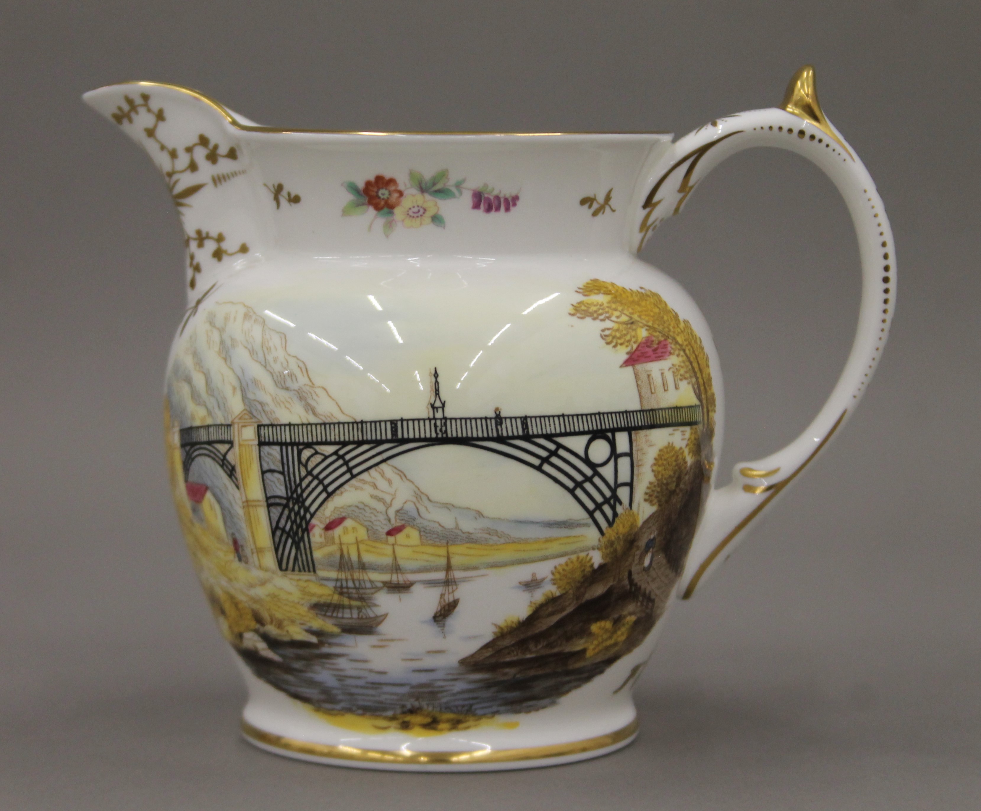A small collection of Coalport jugs and mugs. The largest 12.5 cm high. - Image 10 of 27