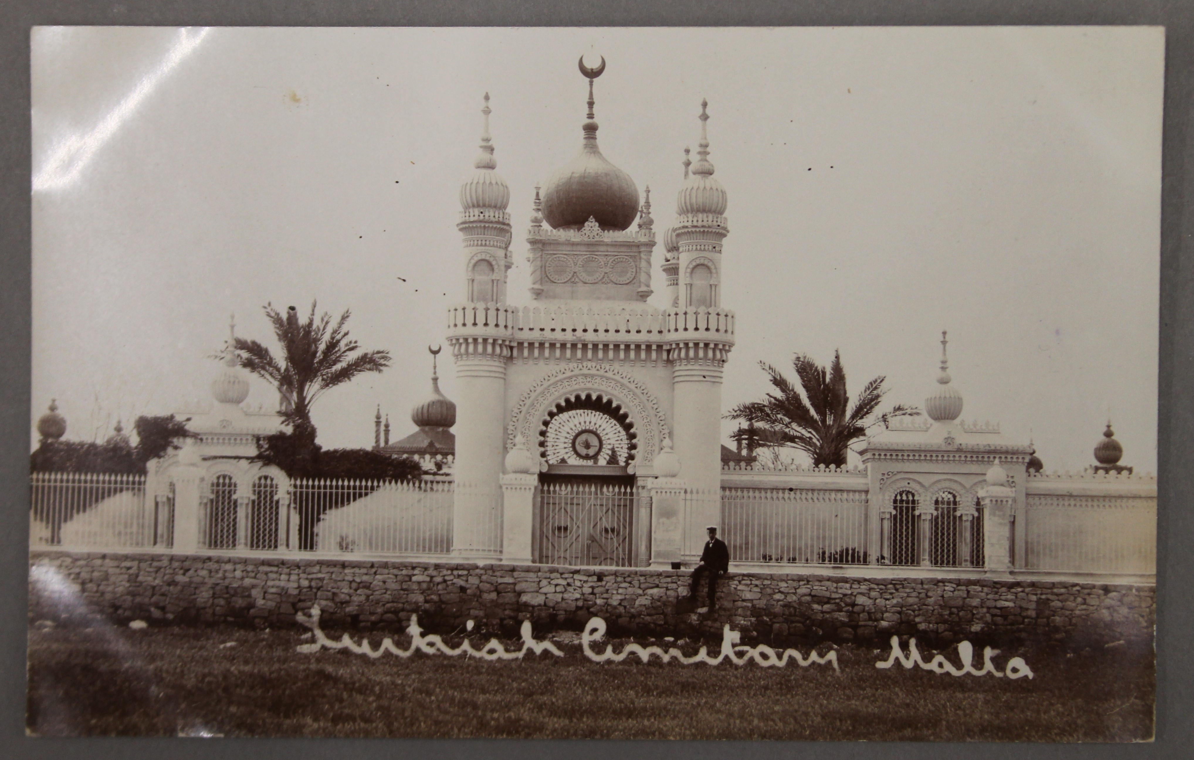 A collection of Malta Pre-War postcards, many from real photographs, includes the Naval Hospital. - Image 7 of 20