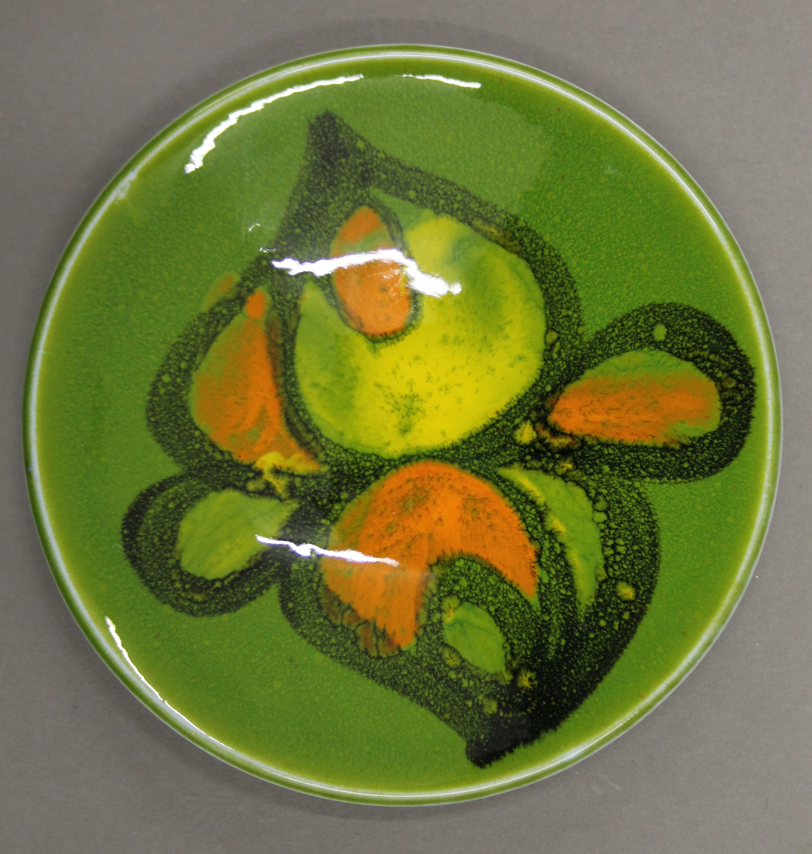 A collection of Poole pottery. - Image 3 of 29