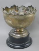 A silver punch bowl on stand. 29 cm high overall. 1367.5 grammes.