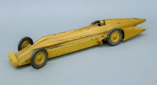 A vintage Golden Arrow model car. 48 cm long.