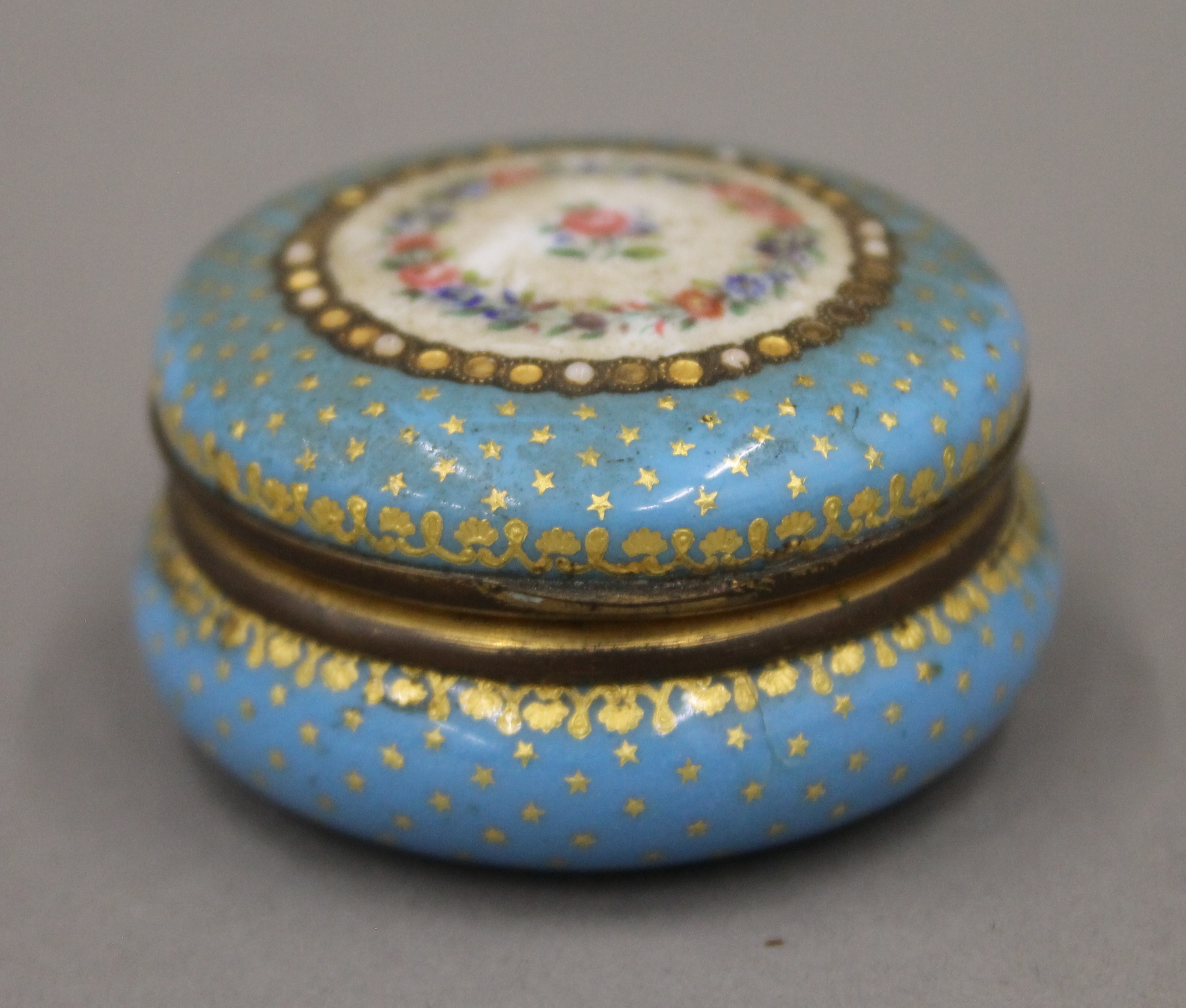 A Limoges porcelain box surmounted with a dog and two other boxes. The former 9 cm high. - Image 7 of 7