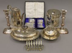 A quantity of silver plate.