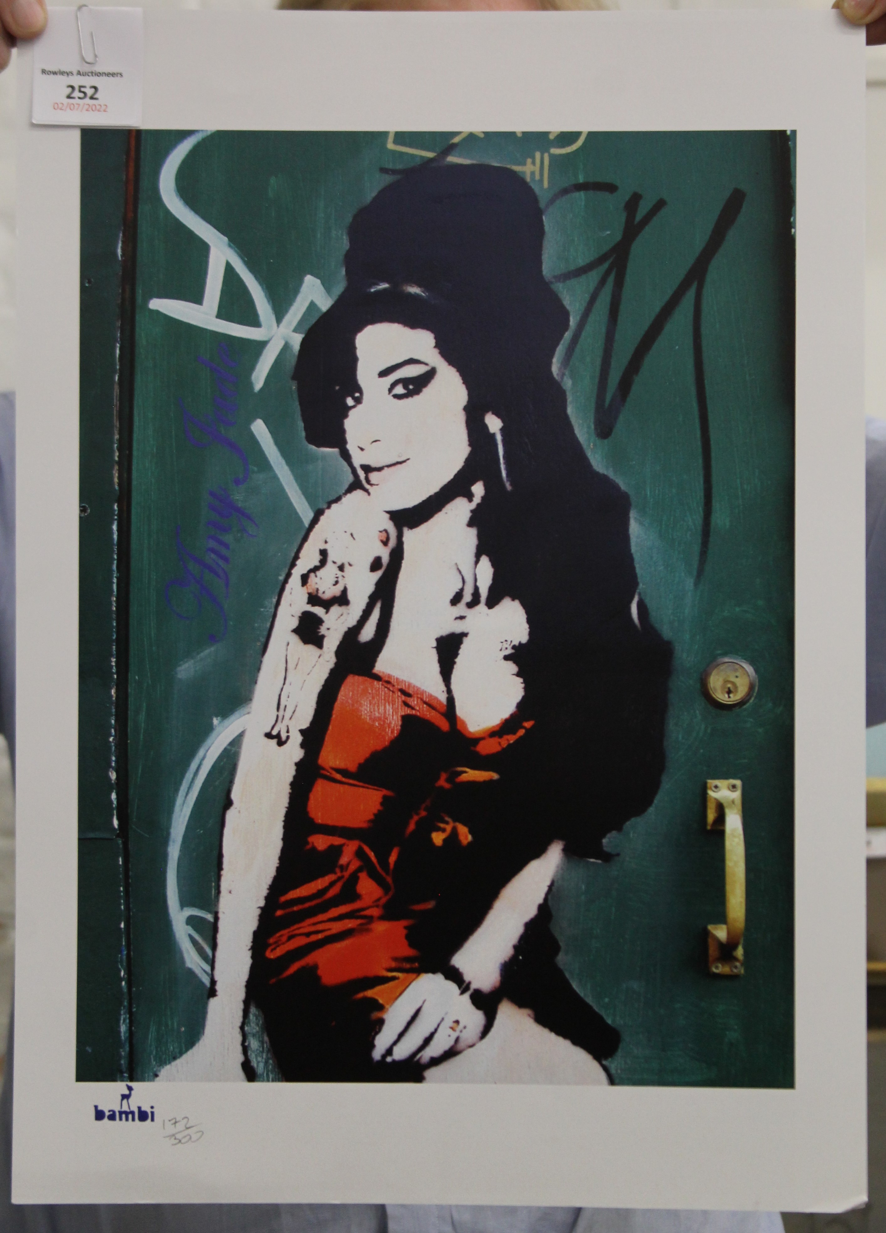 Amy Winehouse, limited edition screen print, numbered 172/300, unframed. 32 x 45 cm overall. - Image 2 of 4