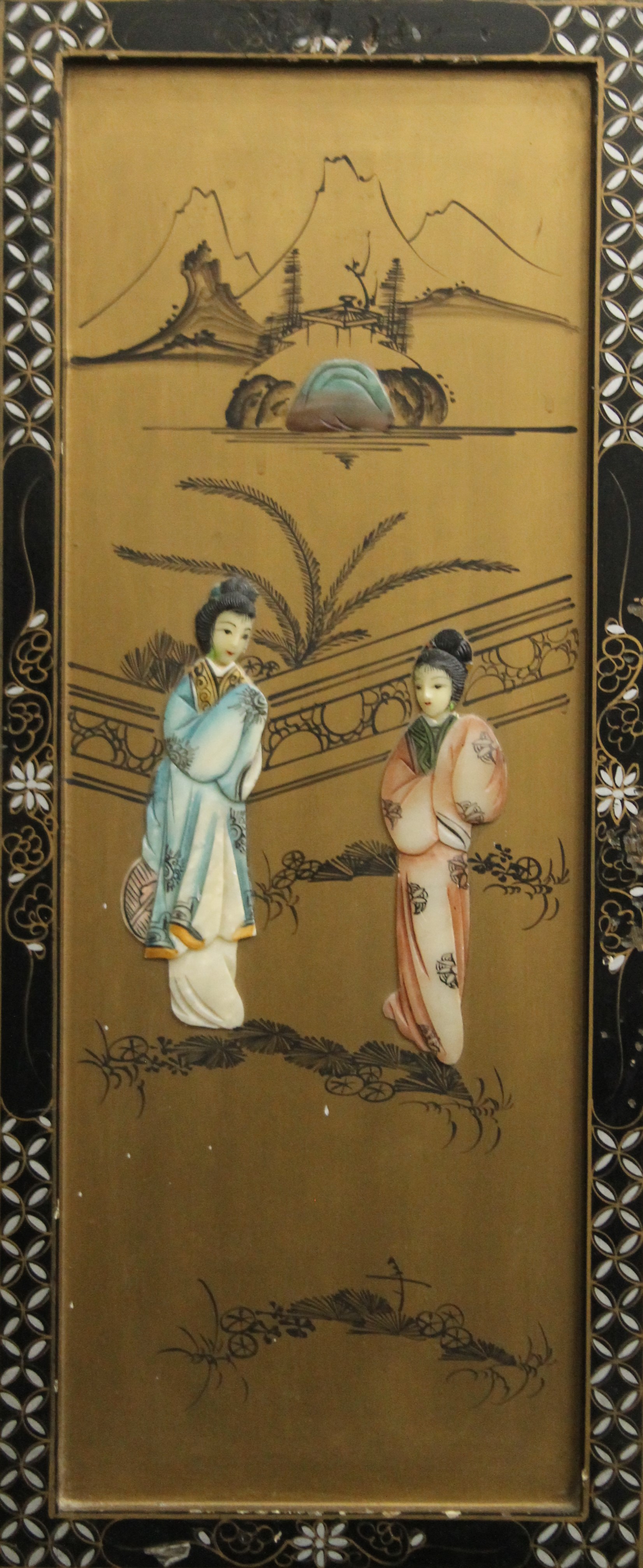 A Chinese panel and four smaller Chinese panels. The former 92 cm high. - Image 3 of 6